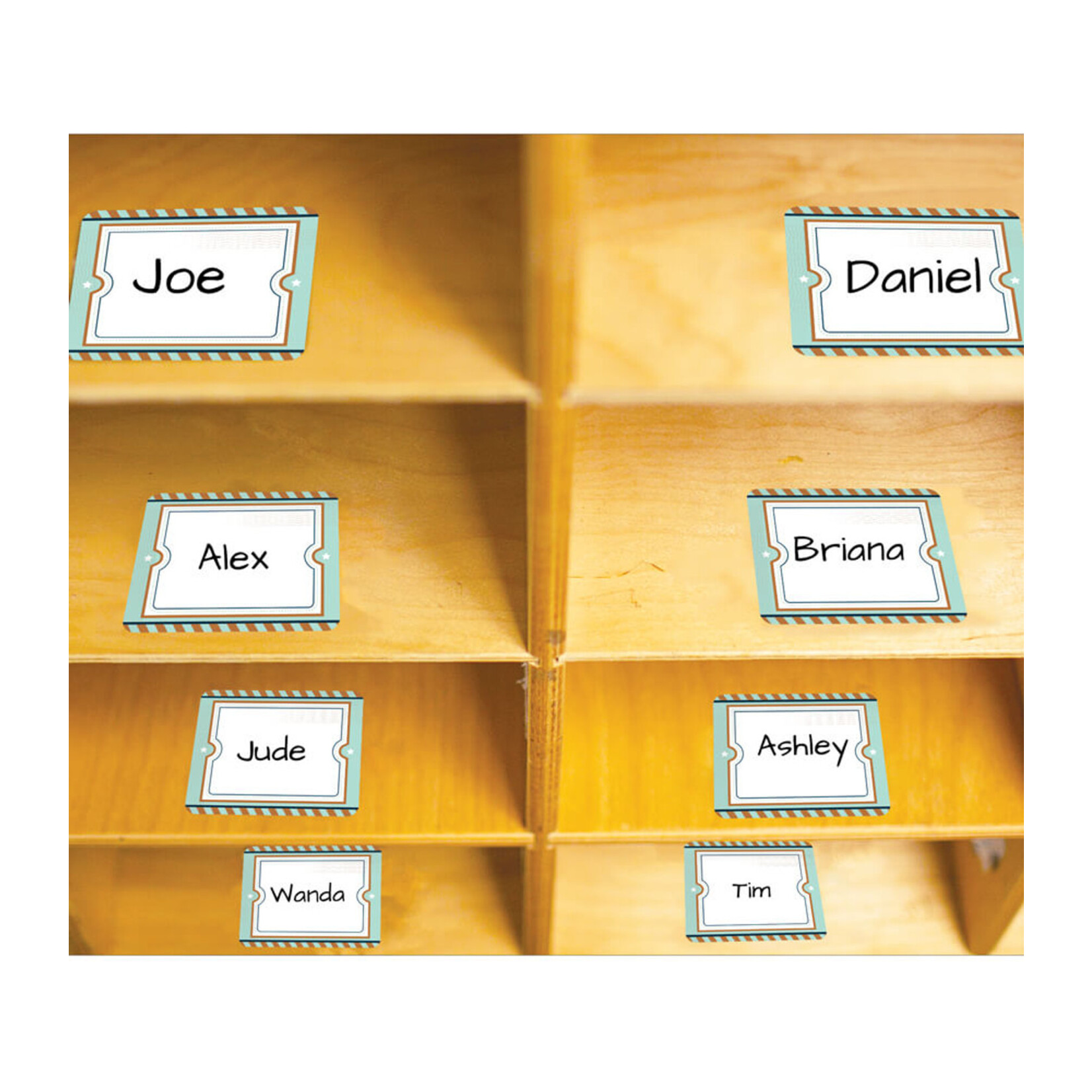 CARSON DELLOSA PUBLISHING CO Let's Explore Name Tags