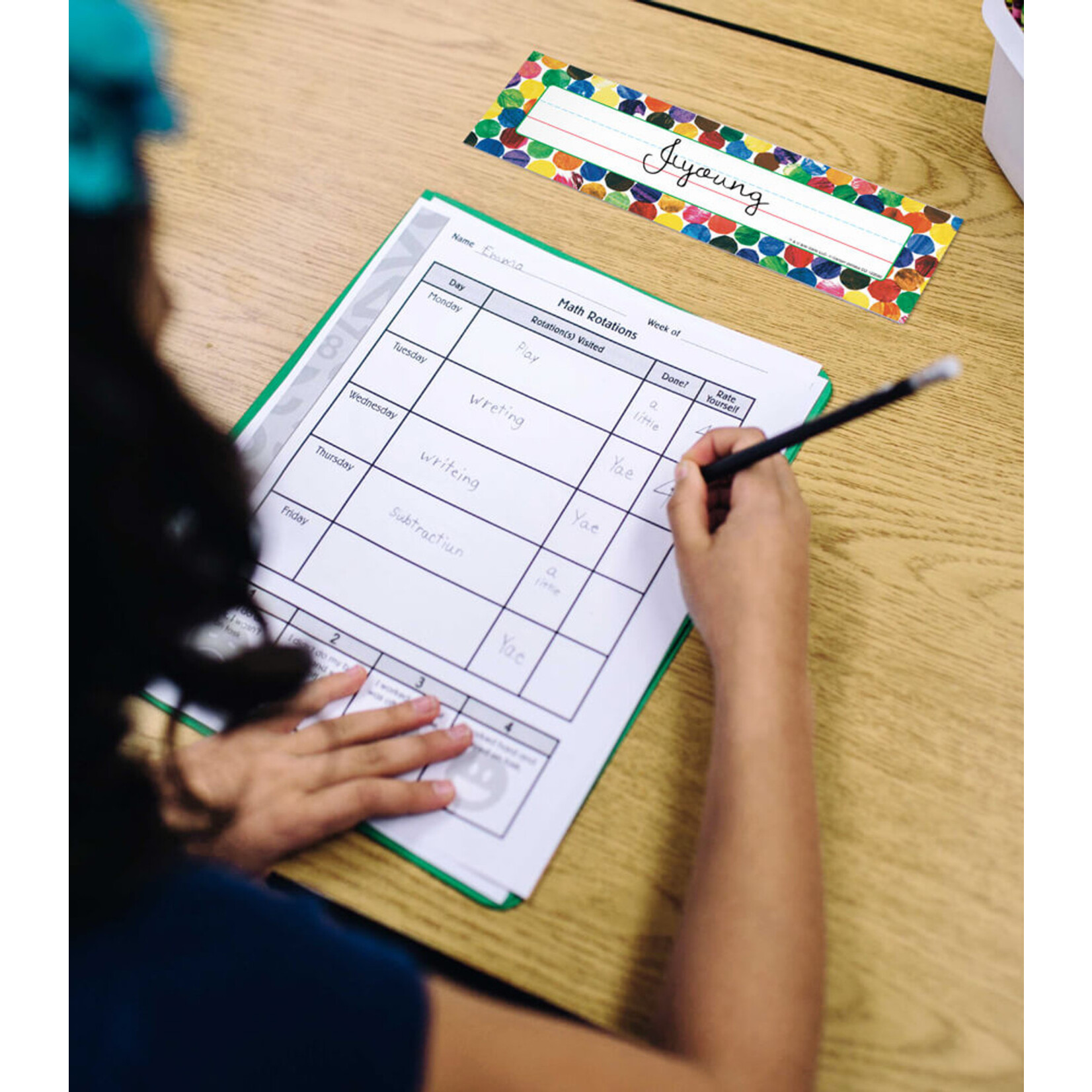 CARSON DELLOSA PUBLISHING CO Eric Carle Dots Nameplates