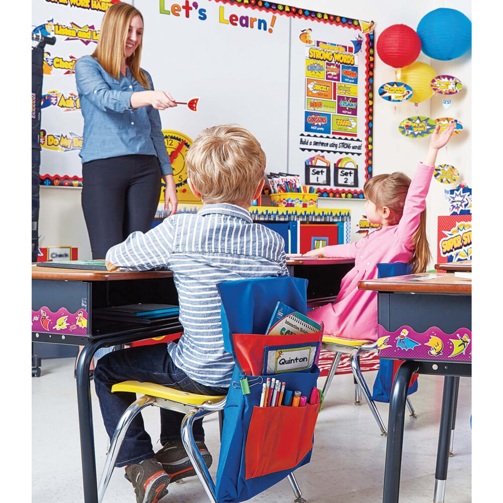 CARSON DELLOSA PUBLISHING CO Chairback Buddy™ Blue and Red Pocket Chart Storage Grade PK-8