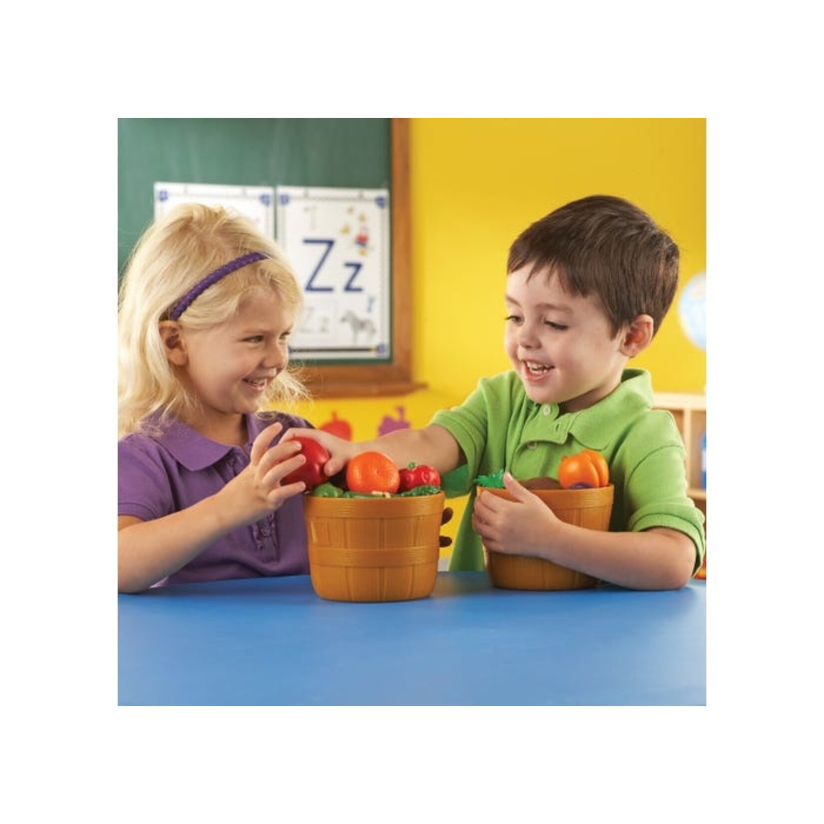 LEARNING RESOURCES INC New Sprouts® Bushel of Fruit