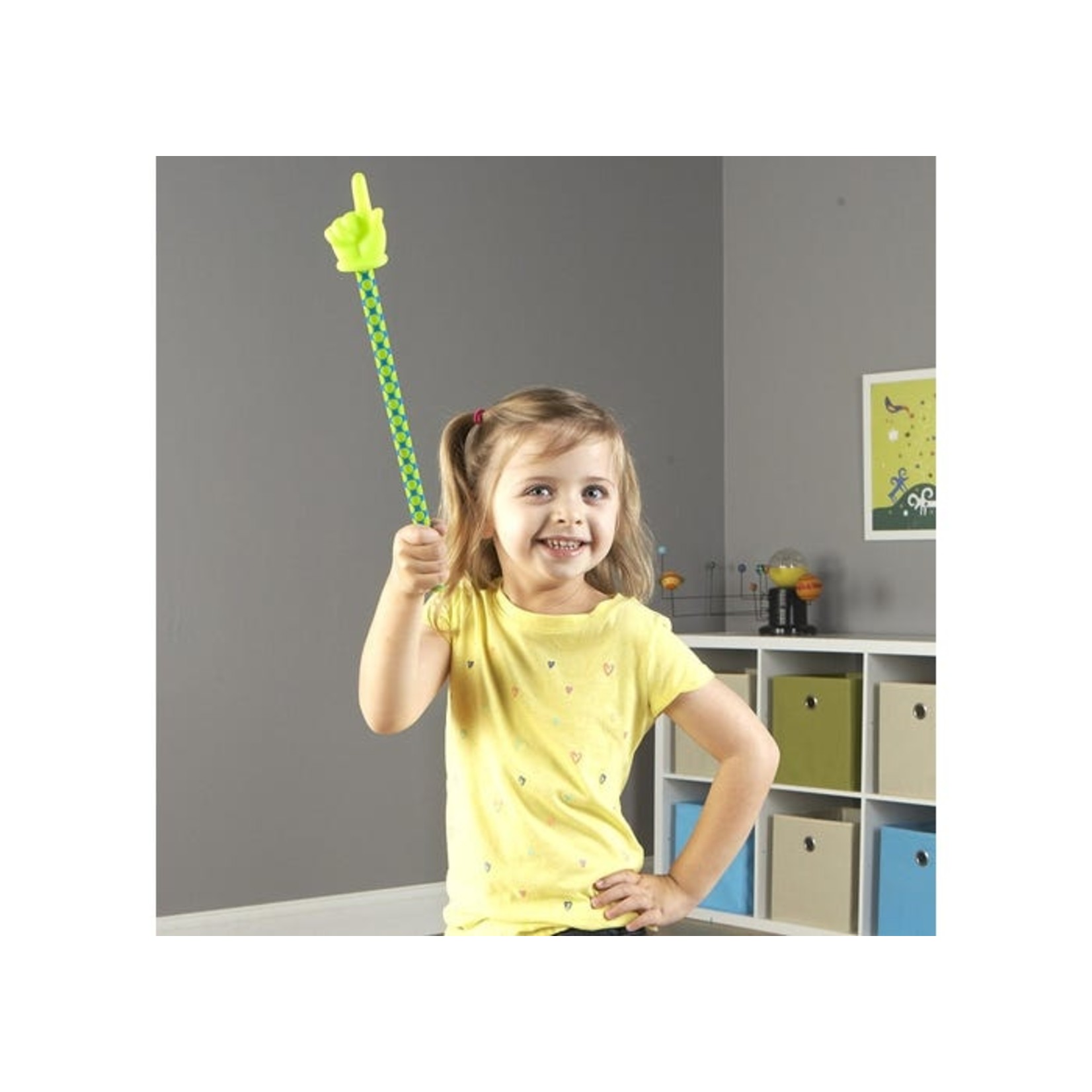 LEARNING RESOURCES INC 15" Patterned Hand Pointers (Set of 3)