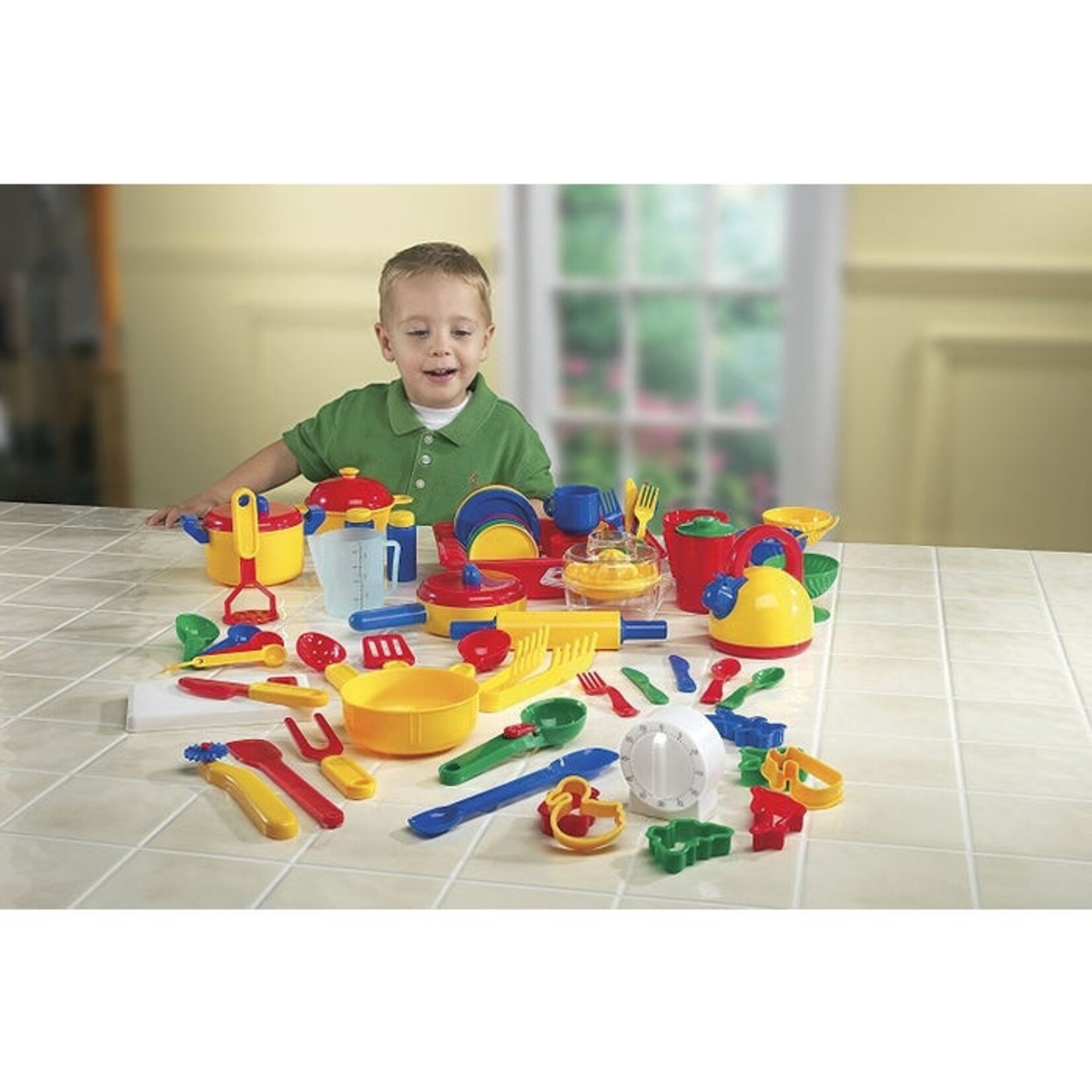 LEARNING RESOURCES INC Pretend & Play® Great Value Kitchen Set