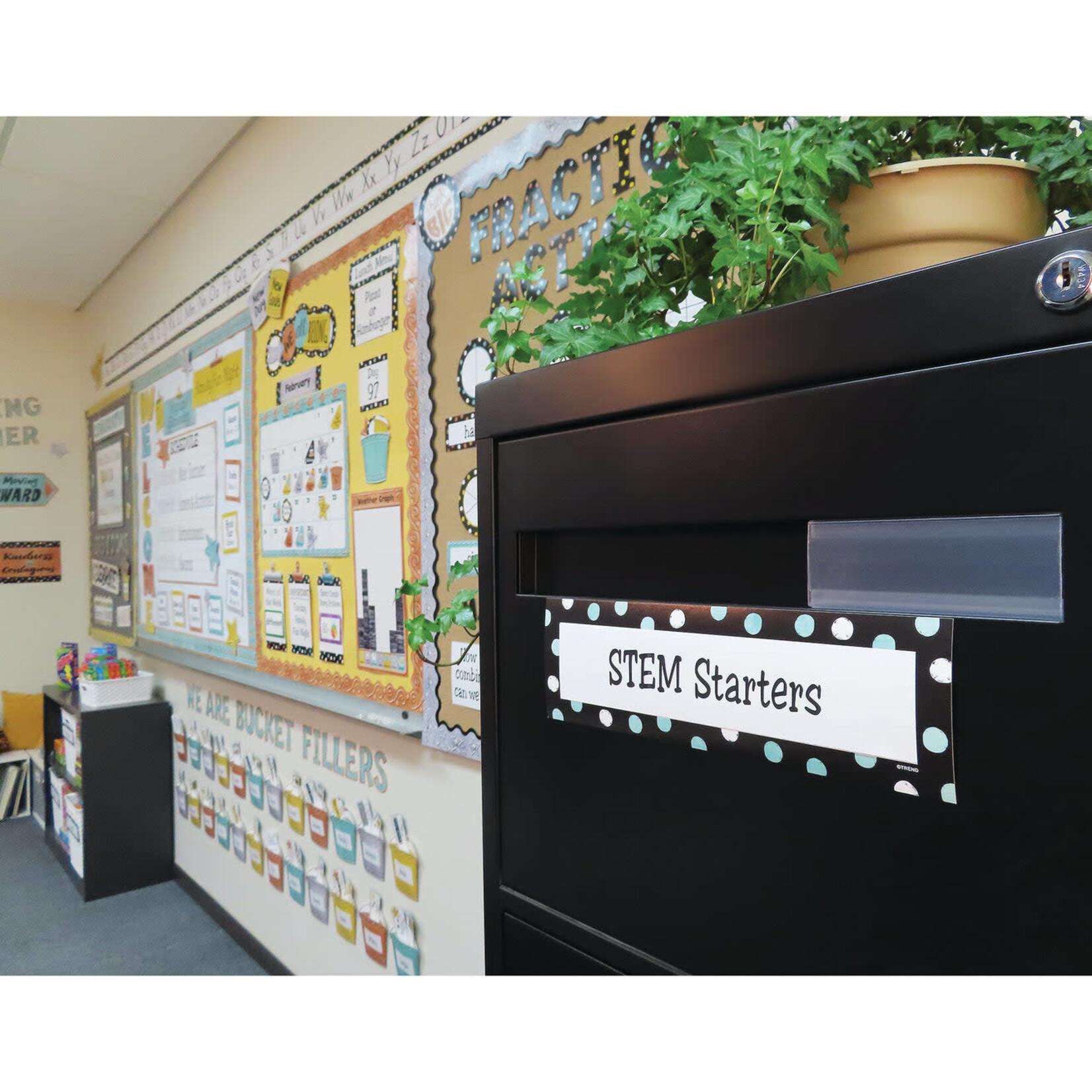 TREND ENTERPRISES INC I ♥ Metal™ Dots & Embossed Desk Toppers® Name Plates Variety Pack