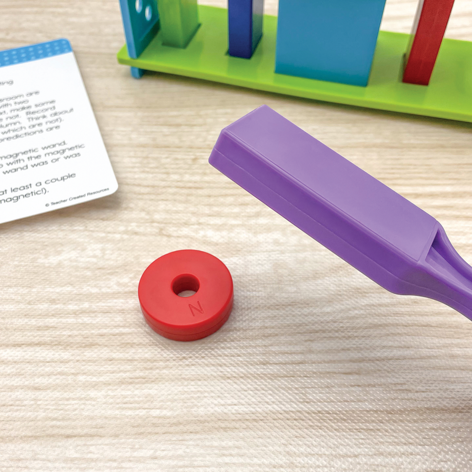 TEACHER CREATED RESOURCES Up-Close Science: Magnetic Wands, Rings & Discs Activity Set