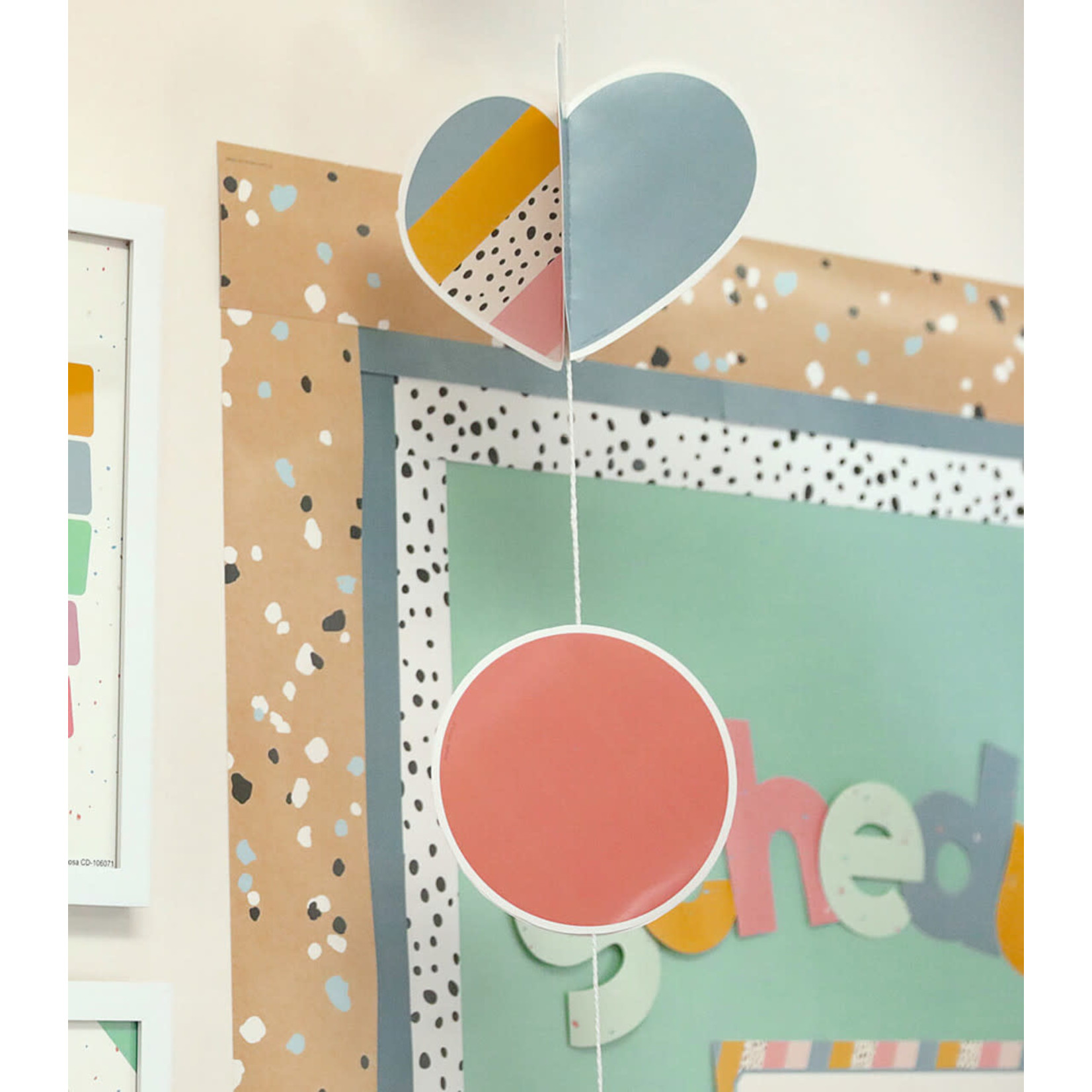 CARSON DELLOSA PUBLISHING CO We Belong Hearts & Dots Cutouts