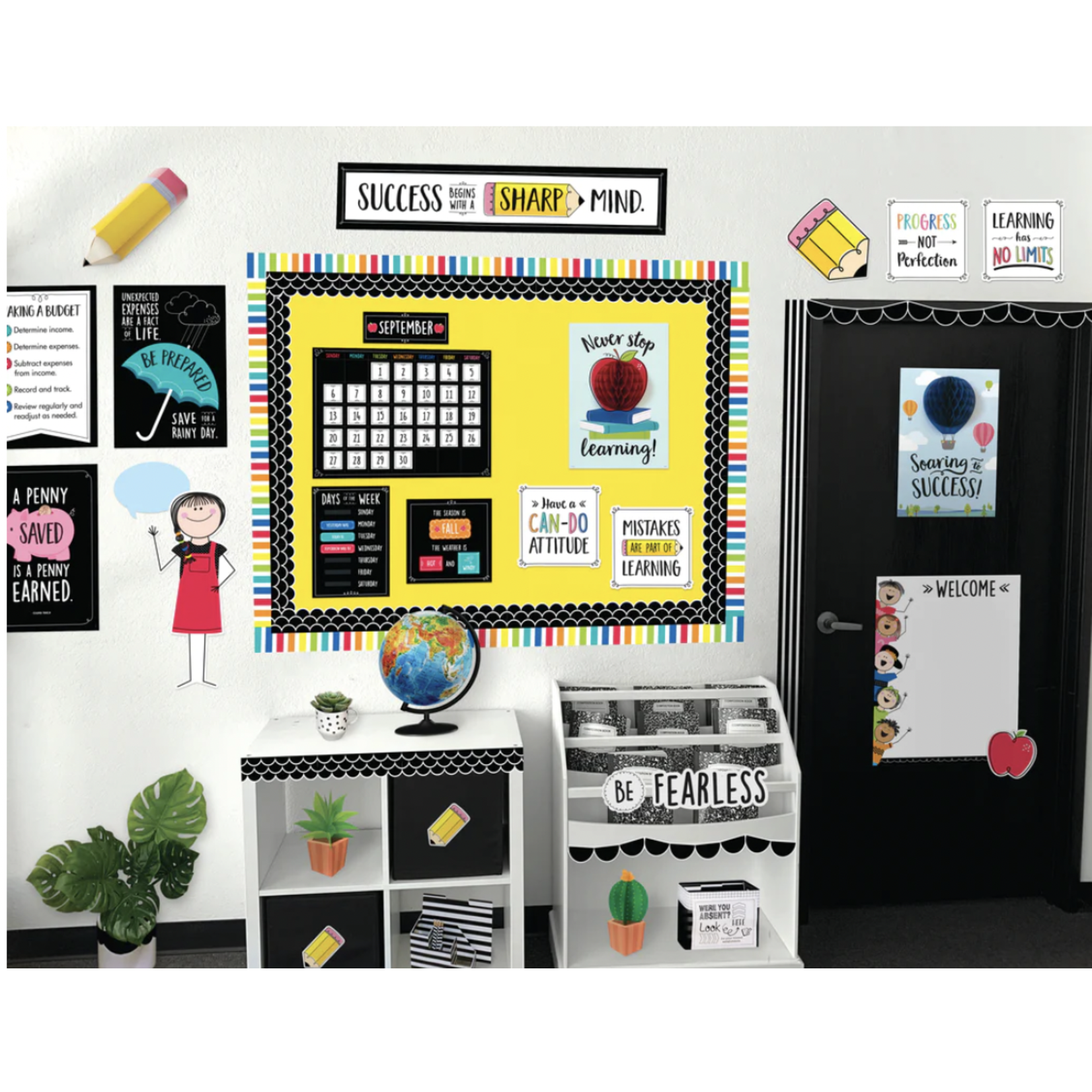 CREATIVE TEACHING PRESS Black Half-dots EZ Borders