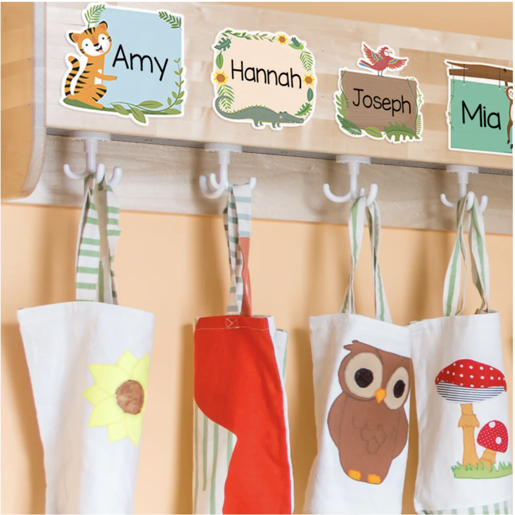 CREATIVE TEACHING PRESS Jungle Friends 6" Designer Cut-Outs