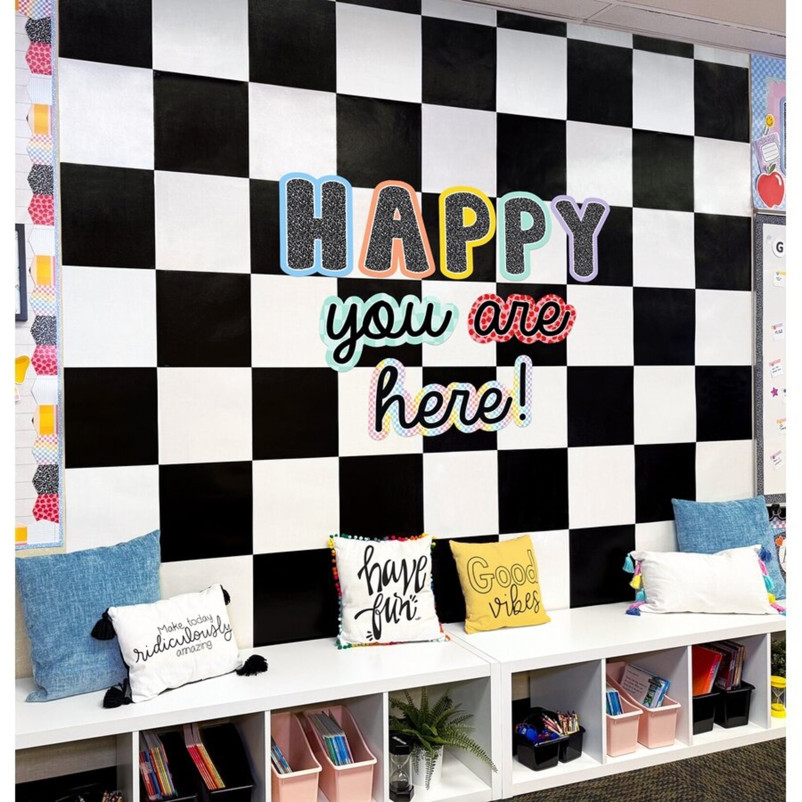 TEACHER CREATED RESOURCES Black and White Big Checkers Better Than Paper Bulletin Board Roll