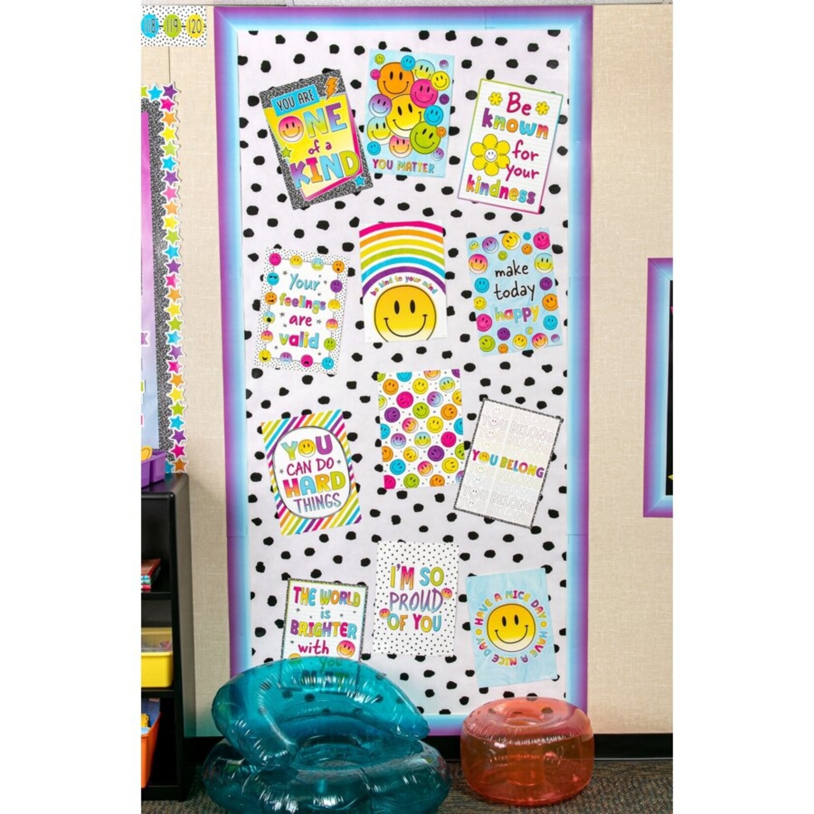 TEACHER CREATED RESOURCES Black Painted Dots on White Better Than Paper Bulletin Board Roll