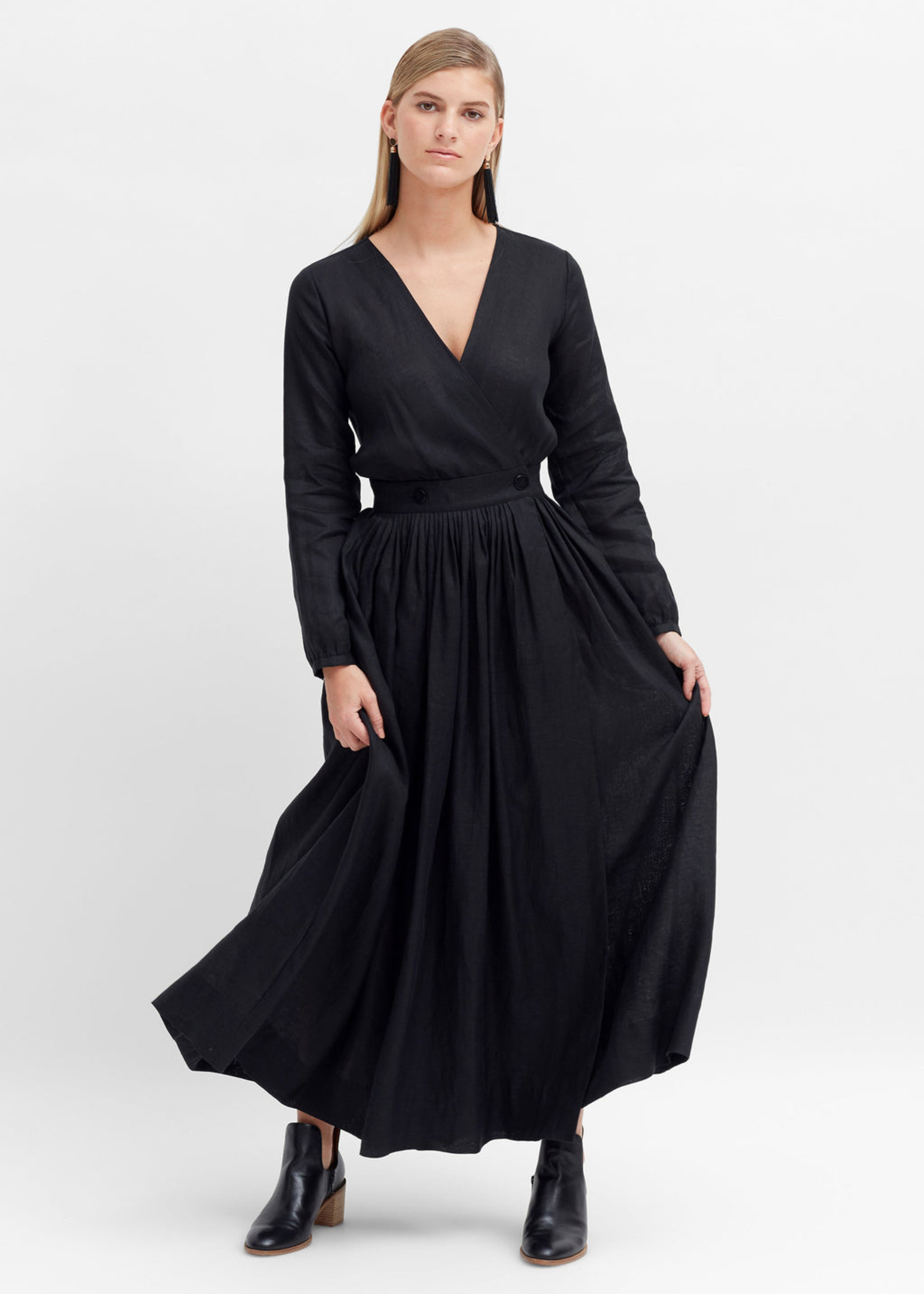 ELK THE LABEL Kers Linen Dress Black