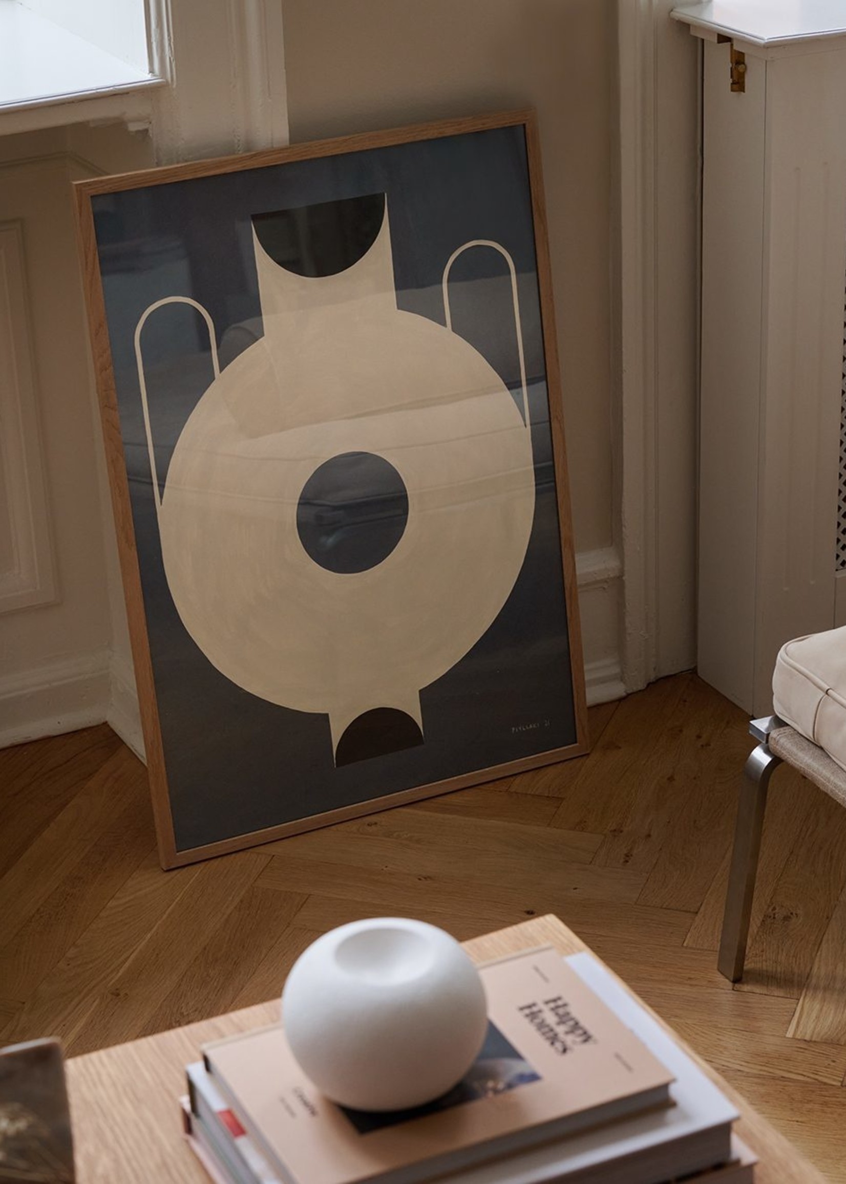 Circular Vase by Studio Paradise (50x70) - Framed