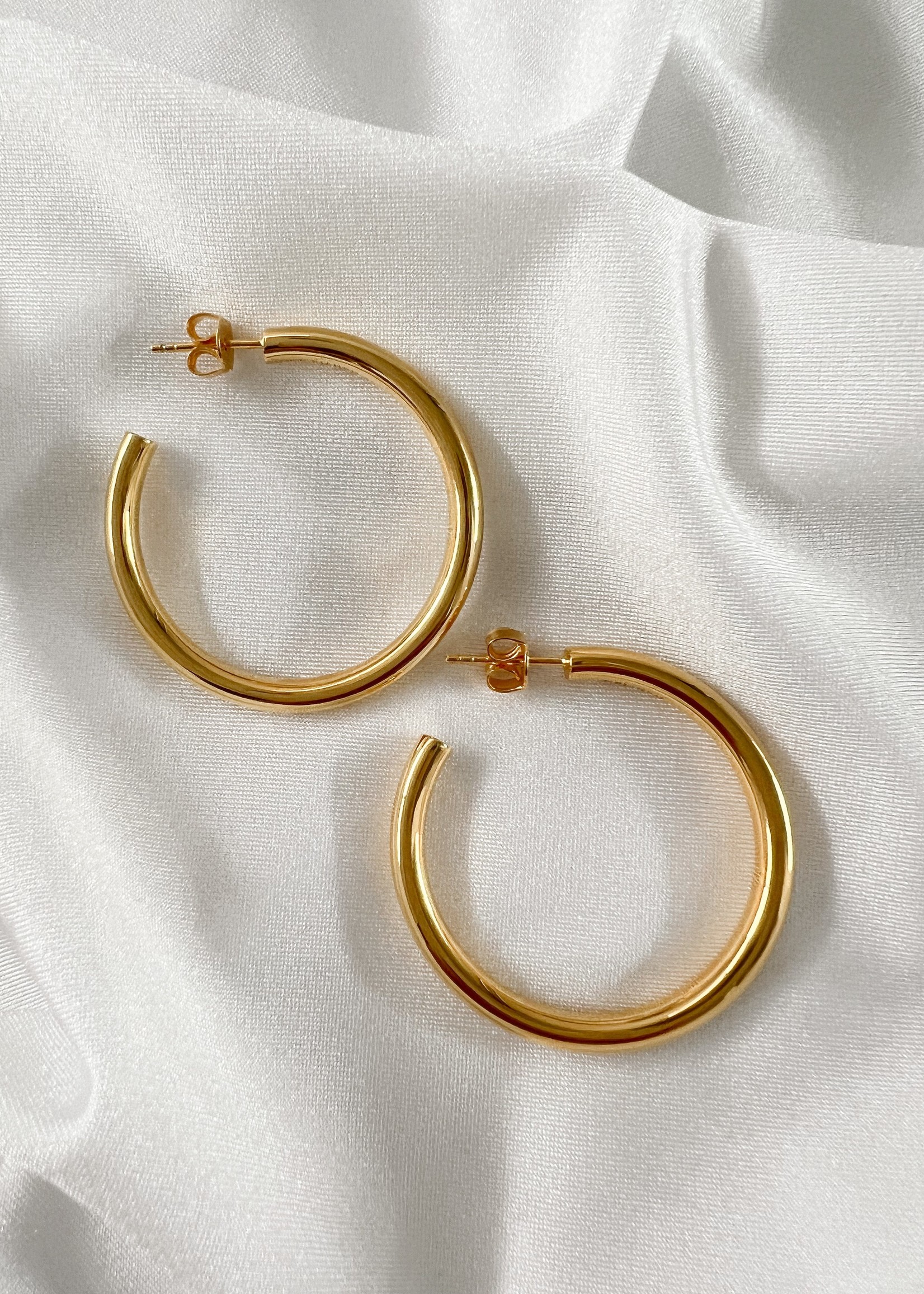 Classic Gold Hoop Large