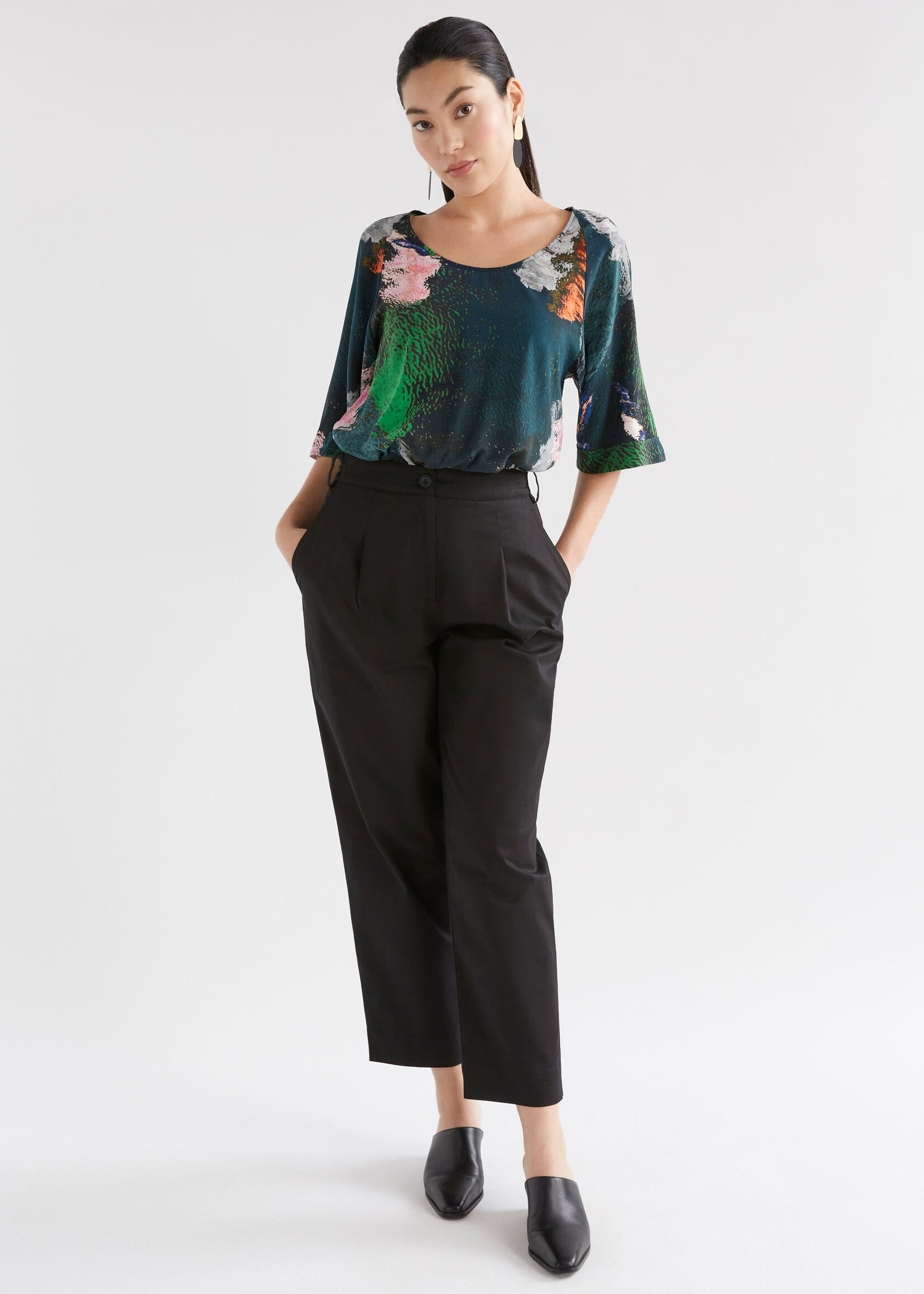 Foljer Top Reflections Print