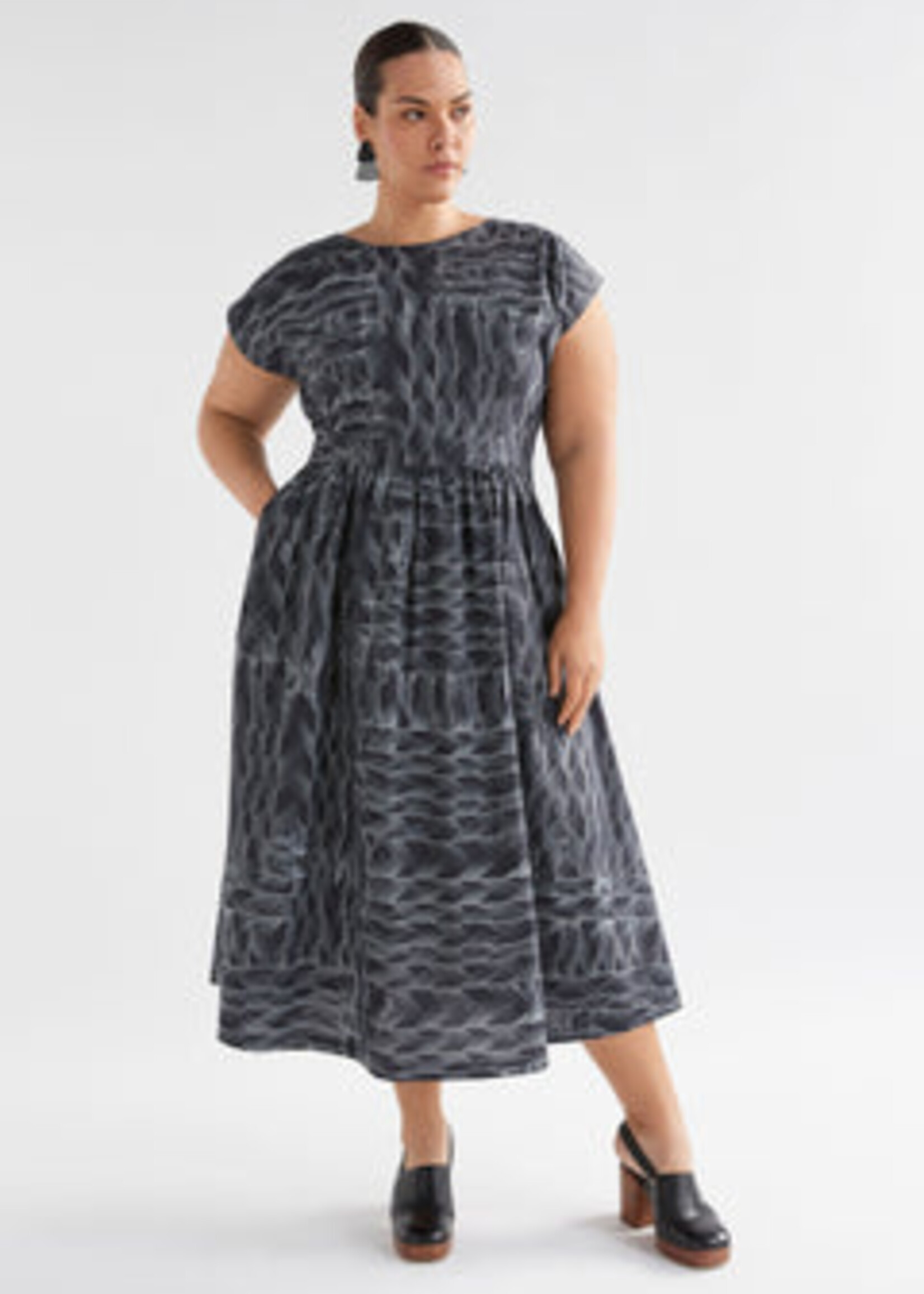 Indi Dress Black Line Print