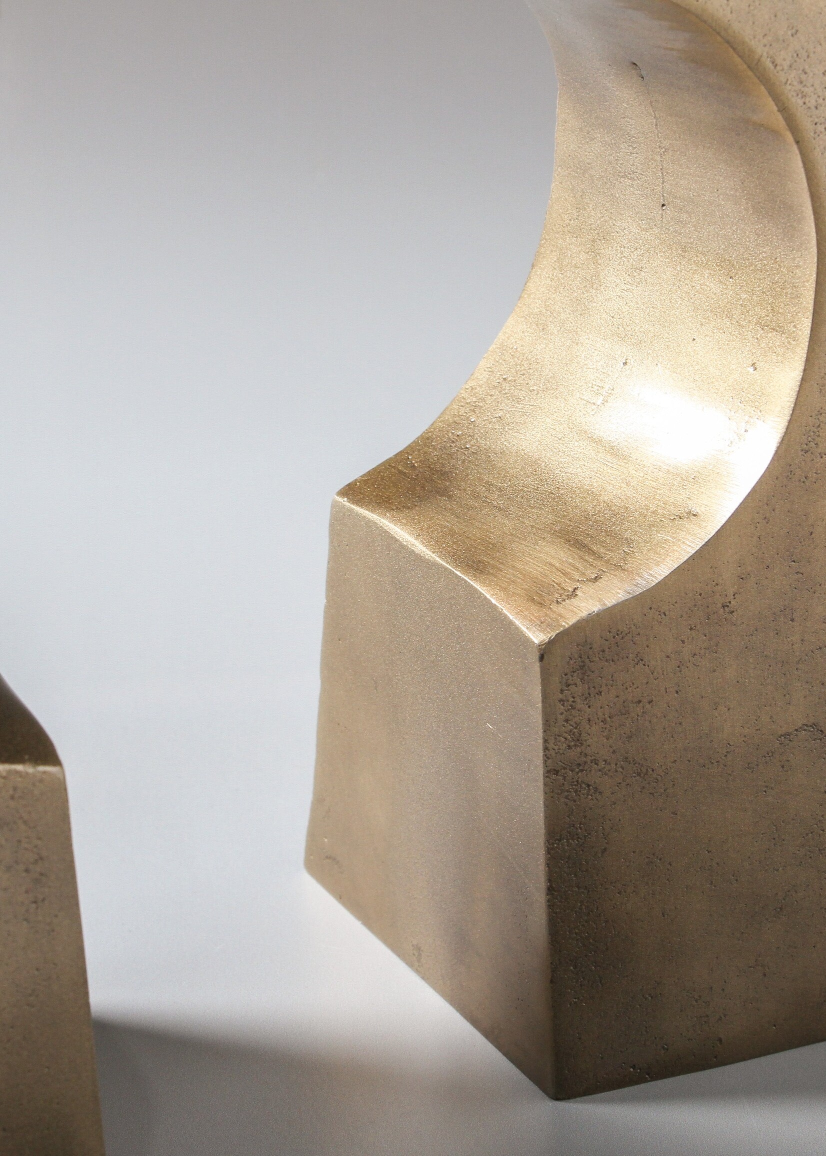 Luna Book Ends