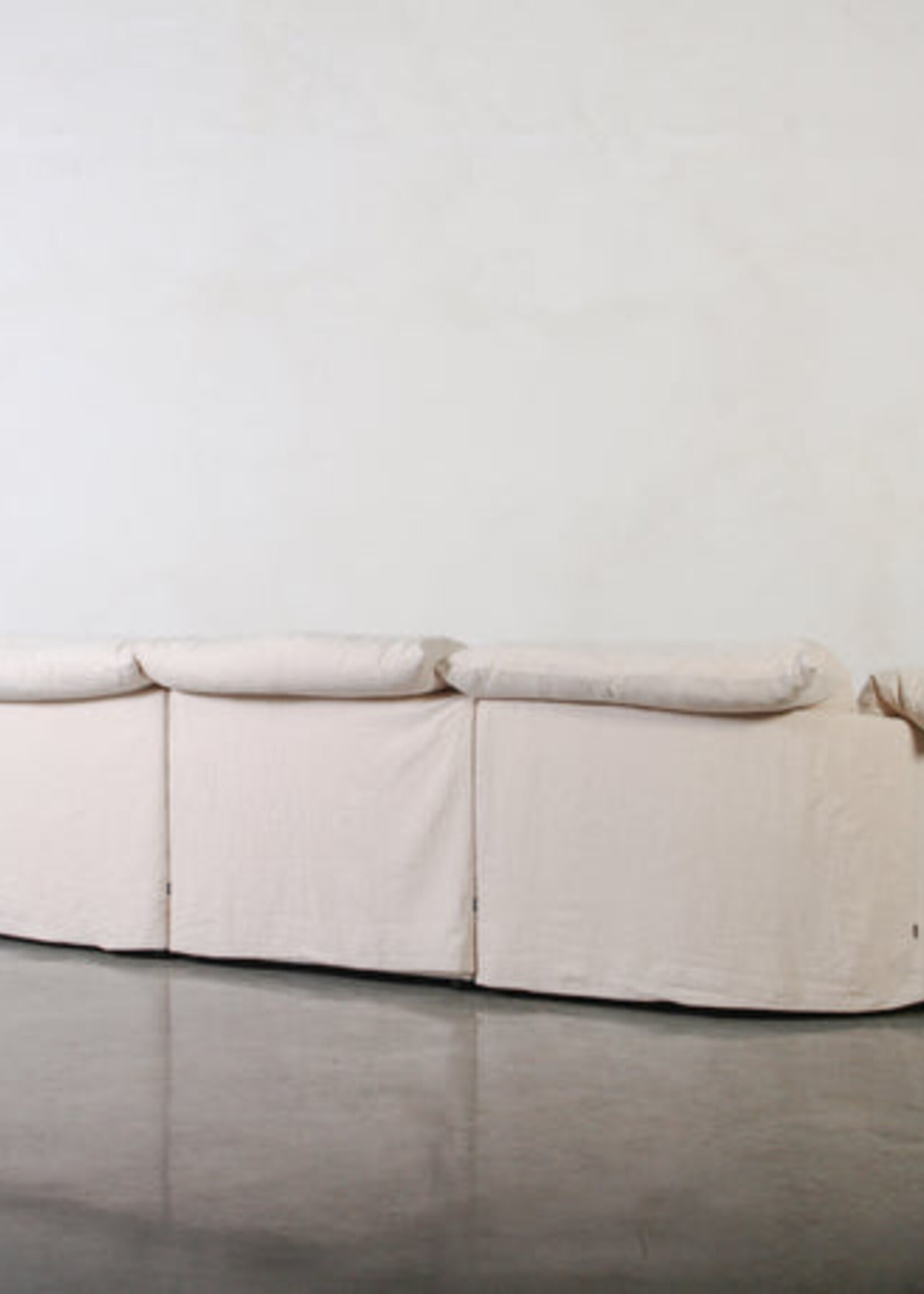 Loren Sofa