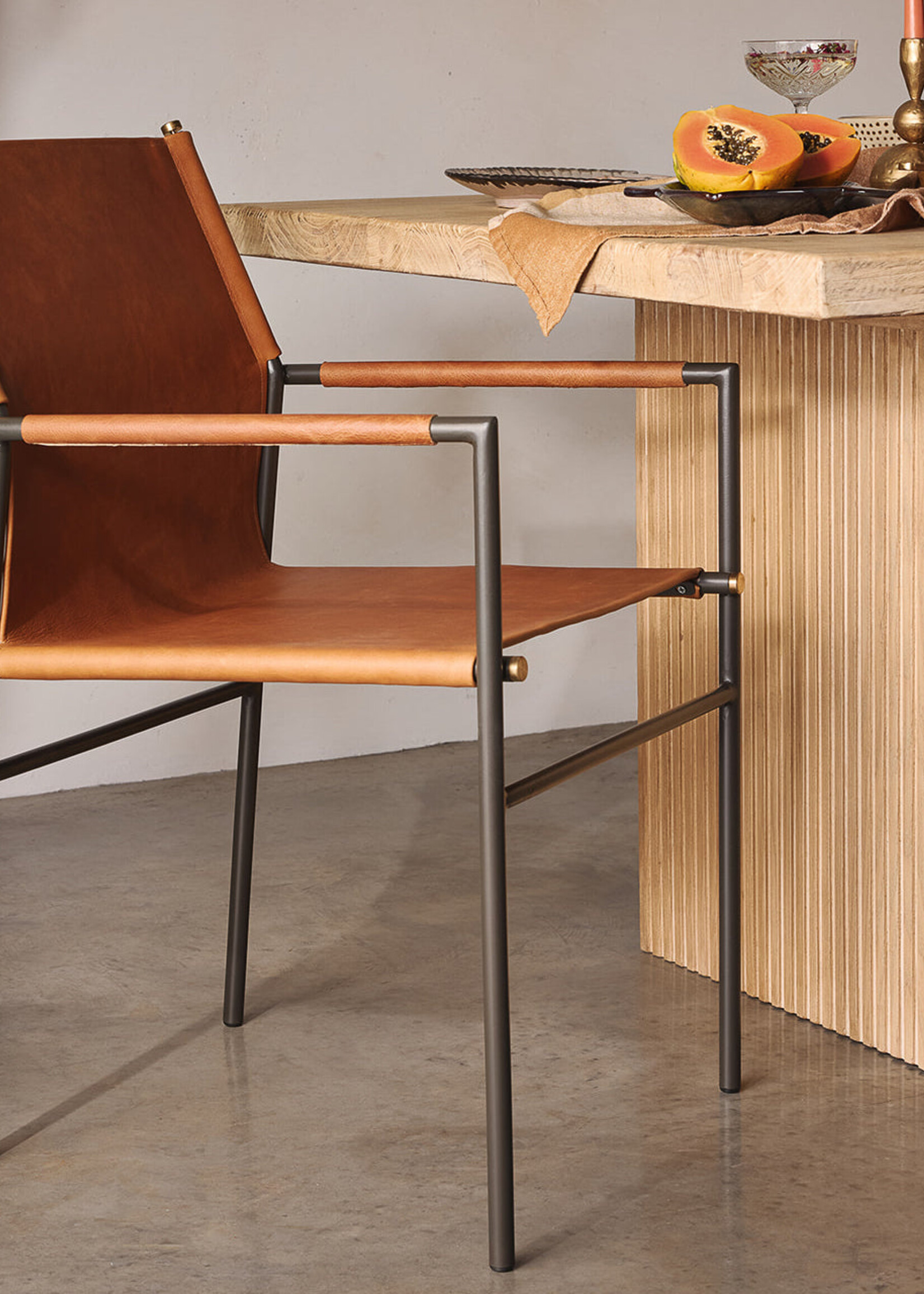 Kora Dining Table