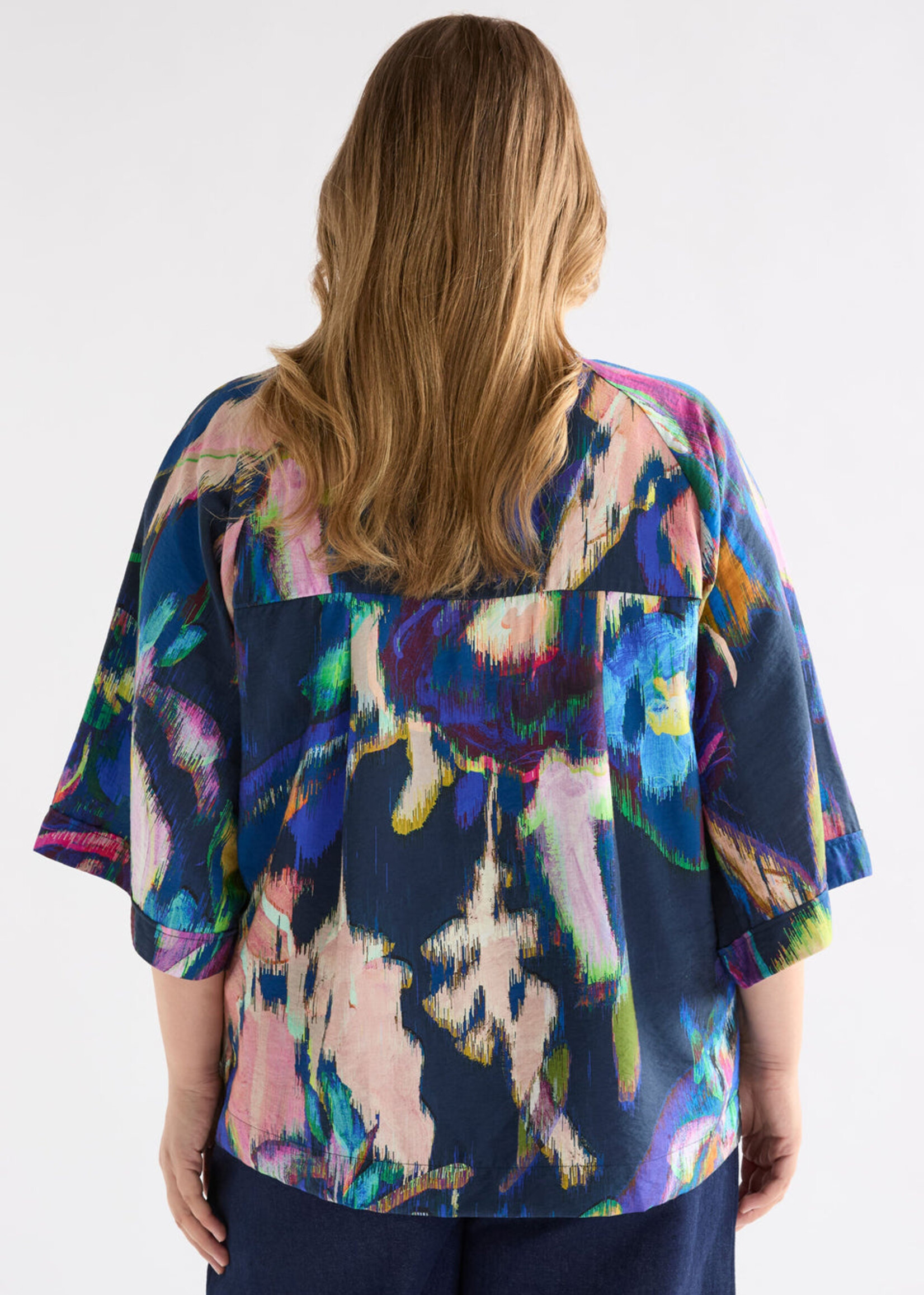 Moda V Neck Top Vaara Print