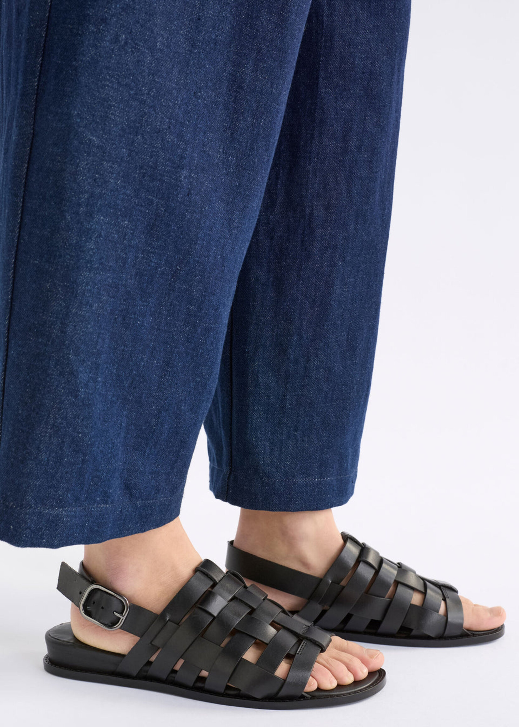 Ostt Sandal