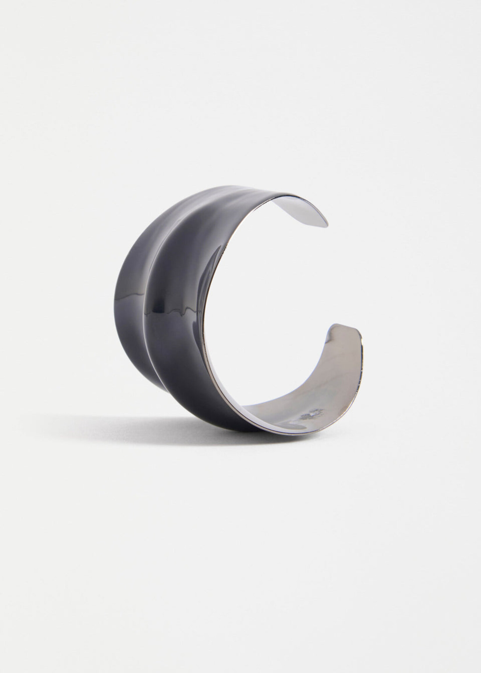 Illsta Cuff