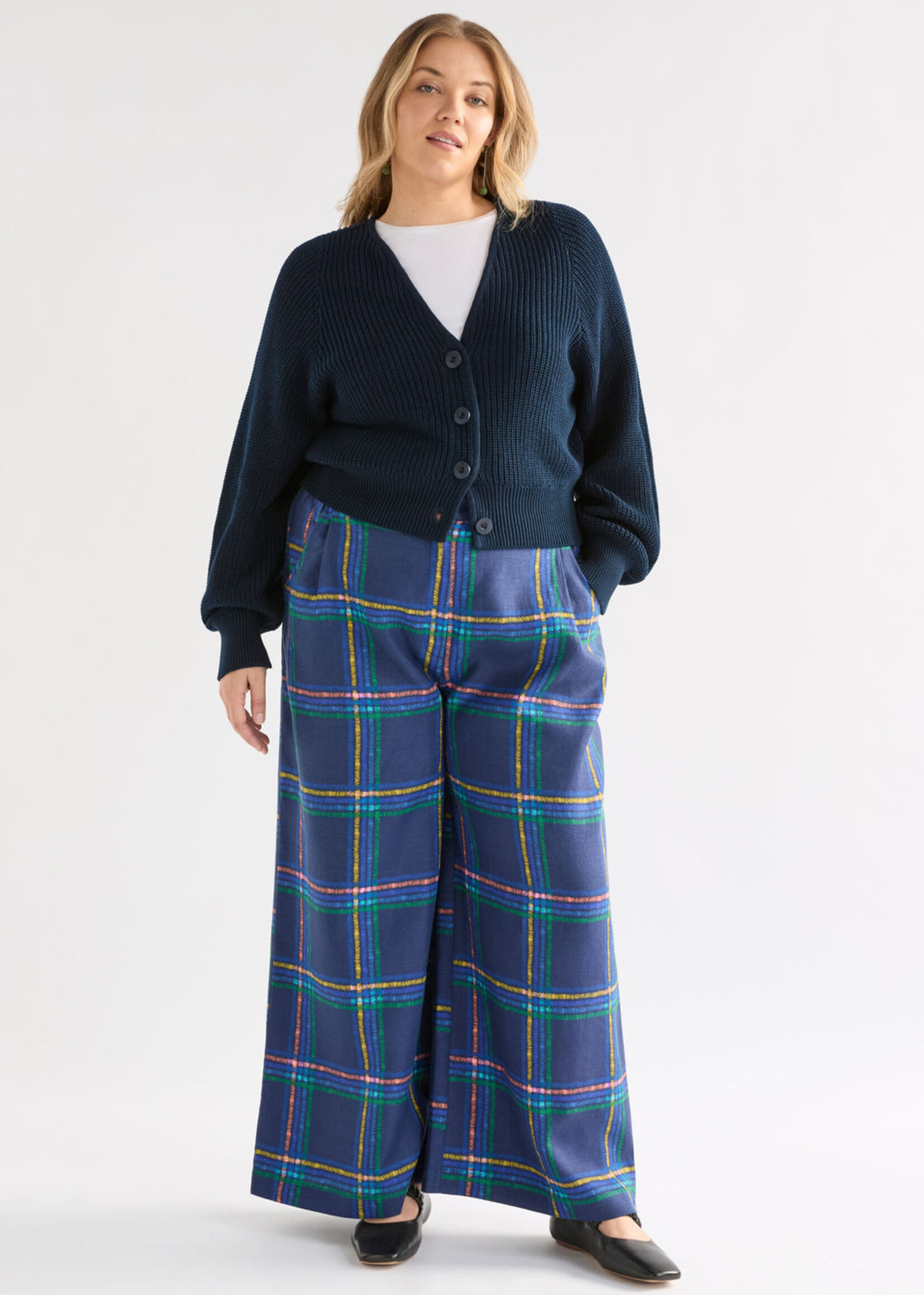 Saari Cardigan Bright Navy