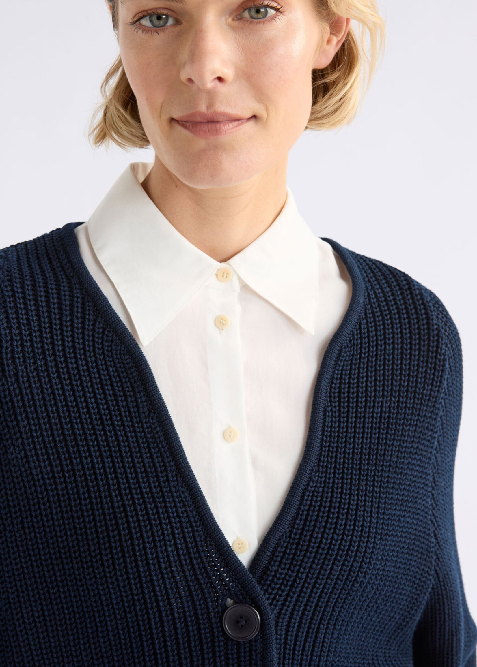 Saari Cardigan Bright Navy