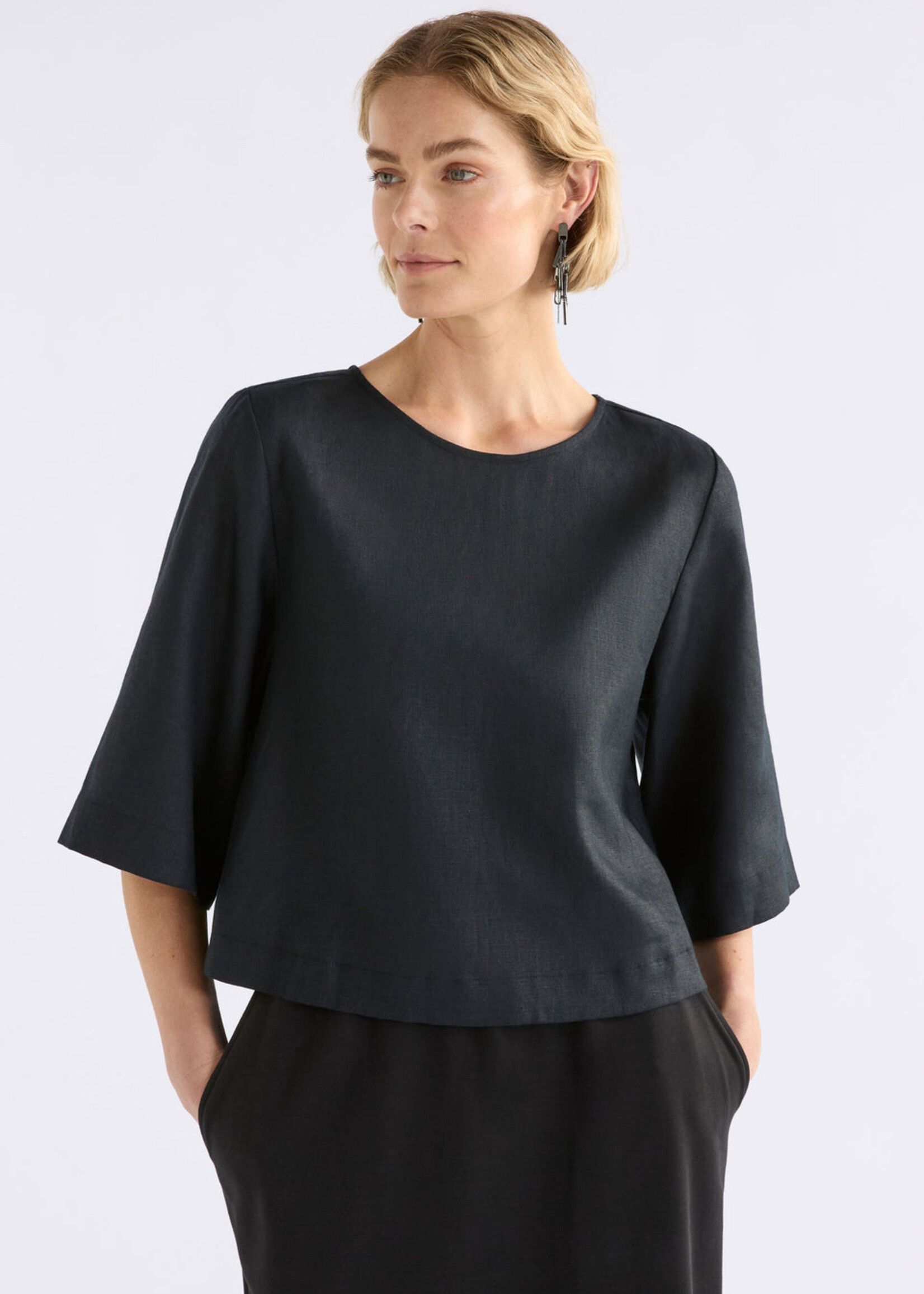 Llinen Top Black