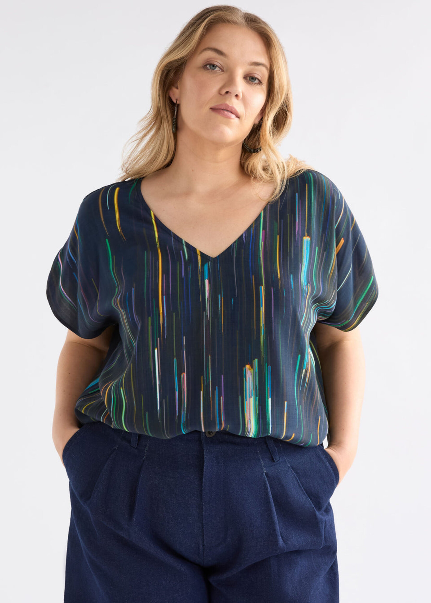 Kayra V Neck Top Alinea Print