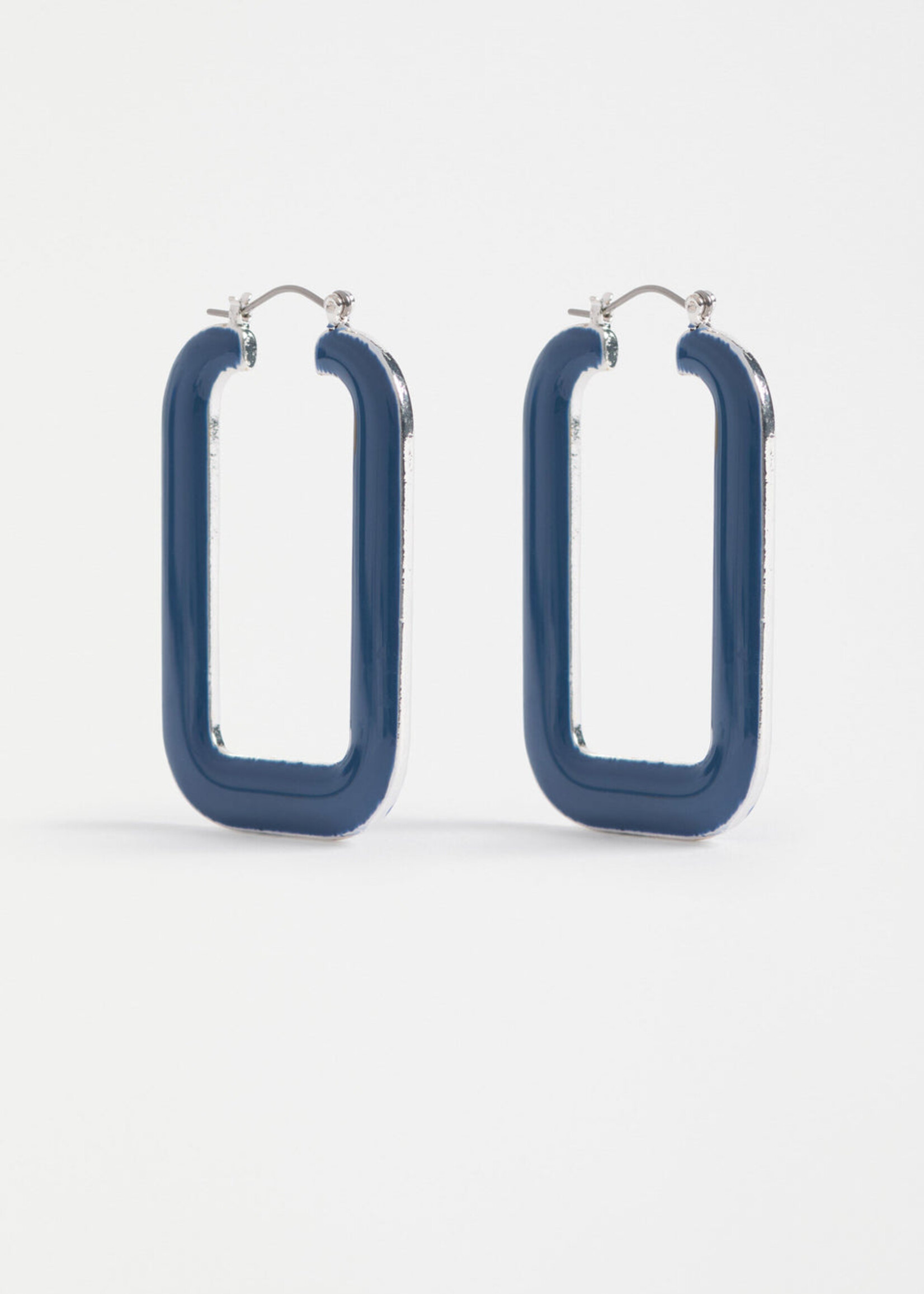 Innfellt Square Hoop Earring