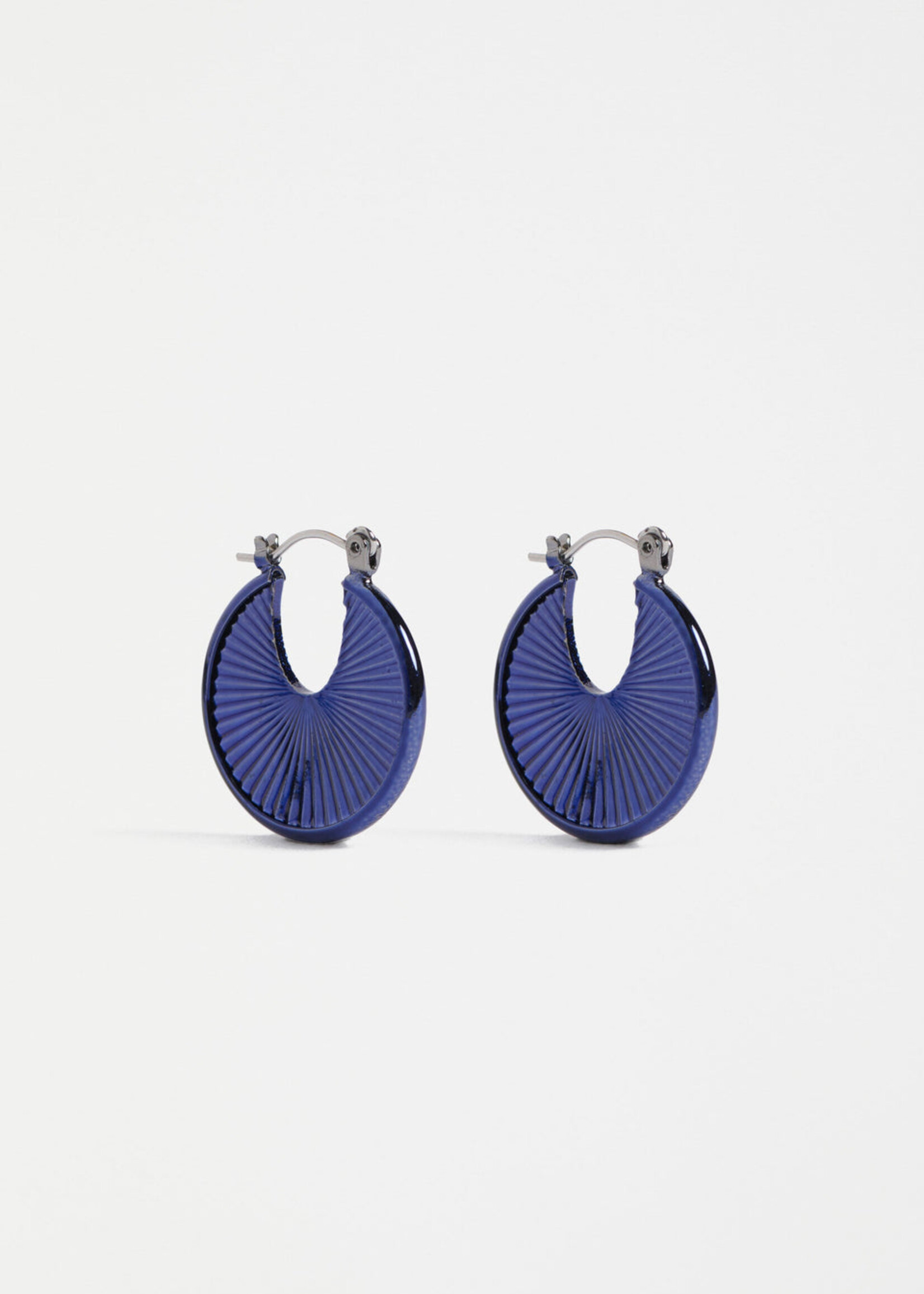 Saku Hoop Earring