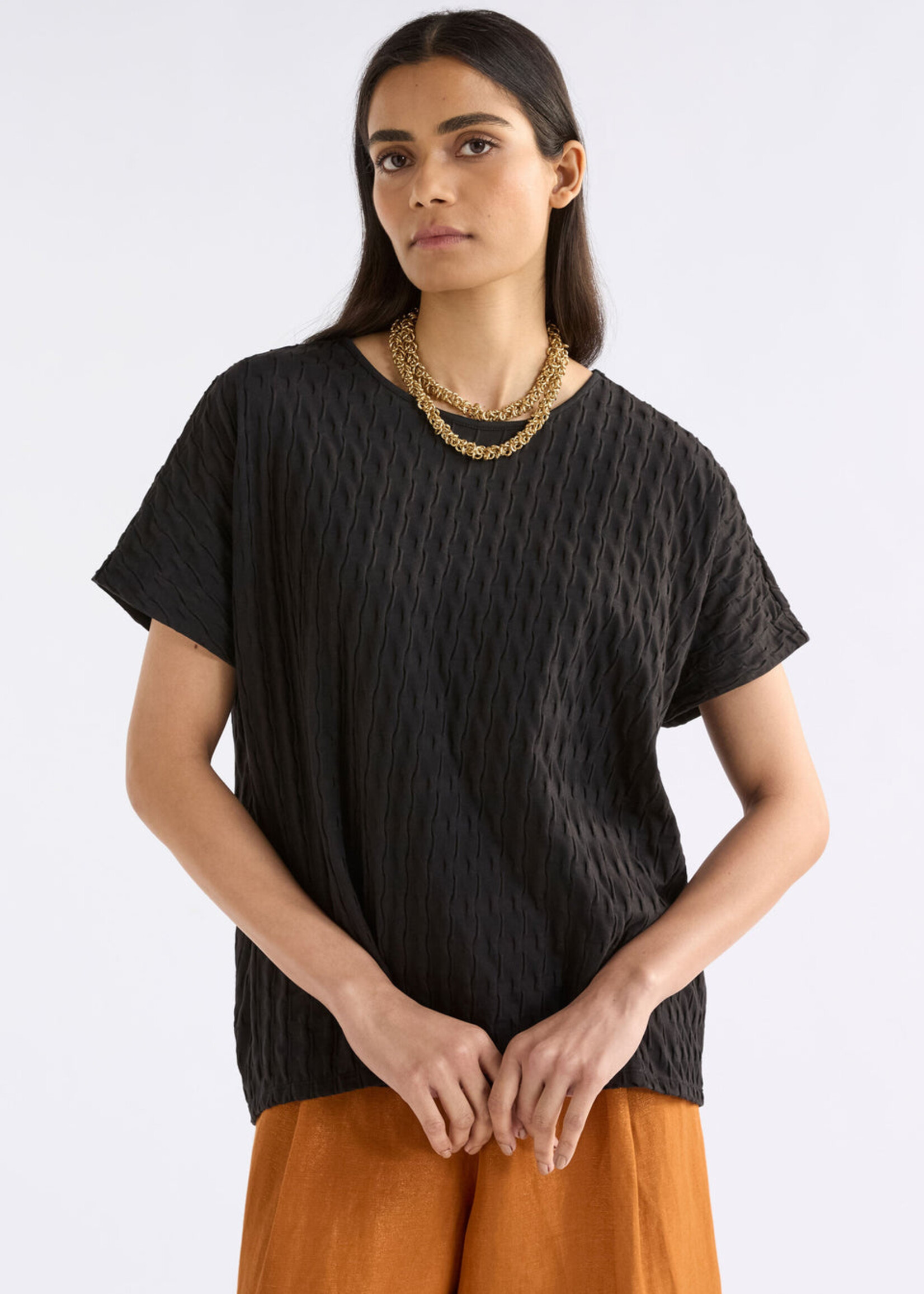 Orta Boxy Tshirt in Black