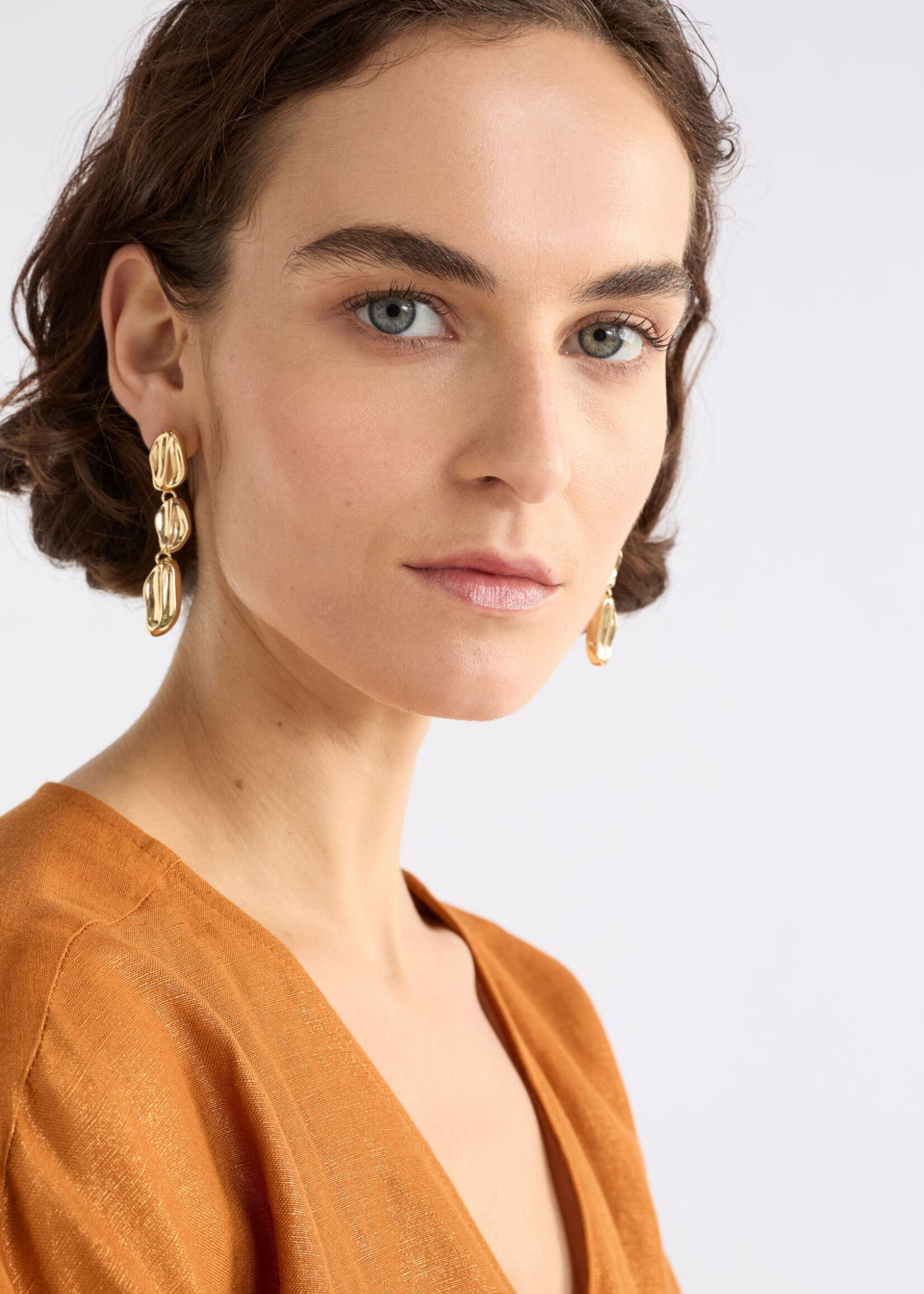 Delaa Drop Earring