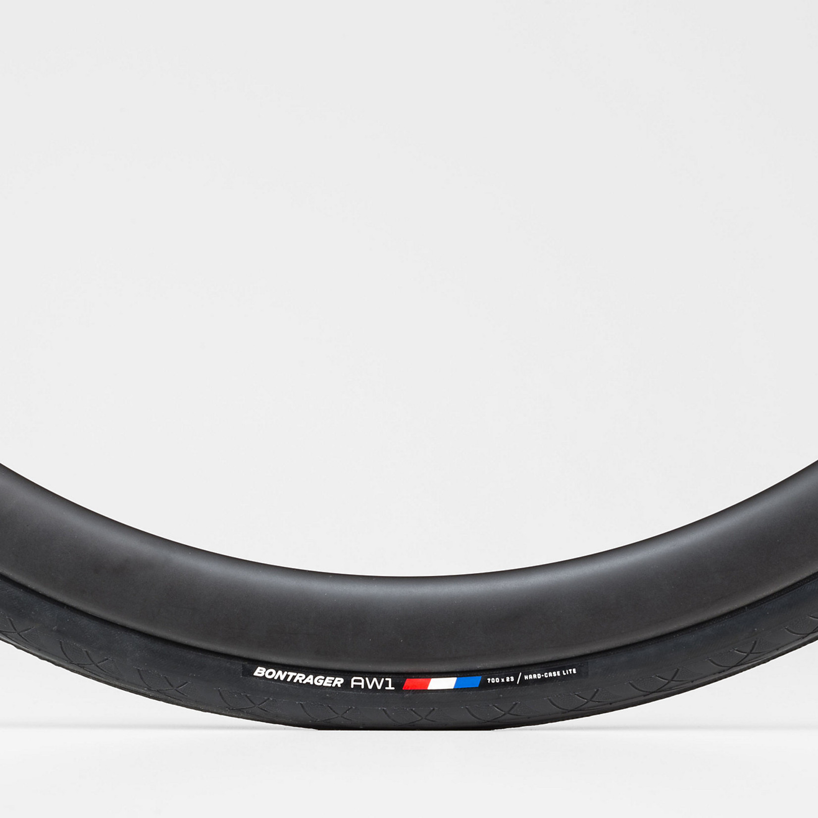 BONTRAGER Bontrager AW1 Hard-Case Lite Road Tire 700c