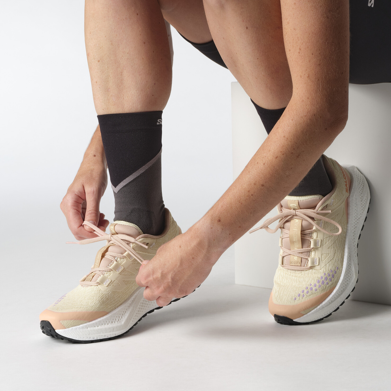 SALOMON Salomon Aero Glide 3 Grvl Women's Running Shoe