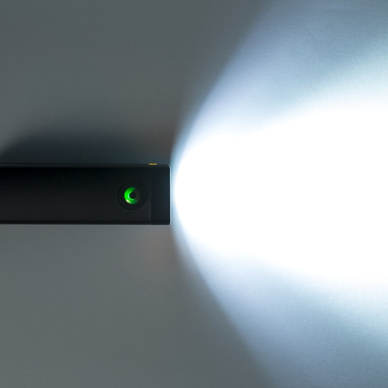 TREK Trek Ion Pro RT Front Bike Light 1300 Lumens