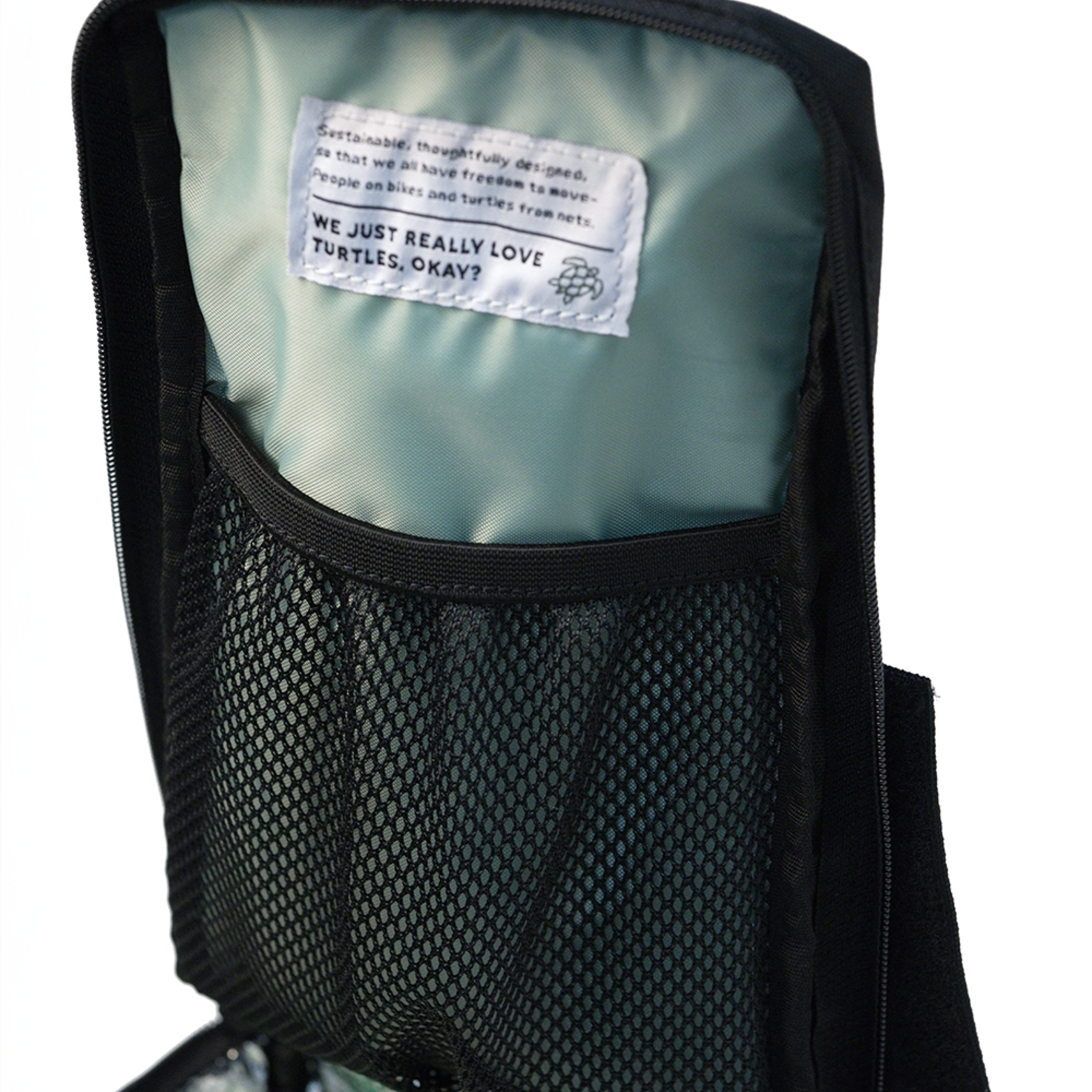 AXIOM Axiom Oceanweave Icepack Trunk X15