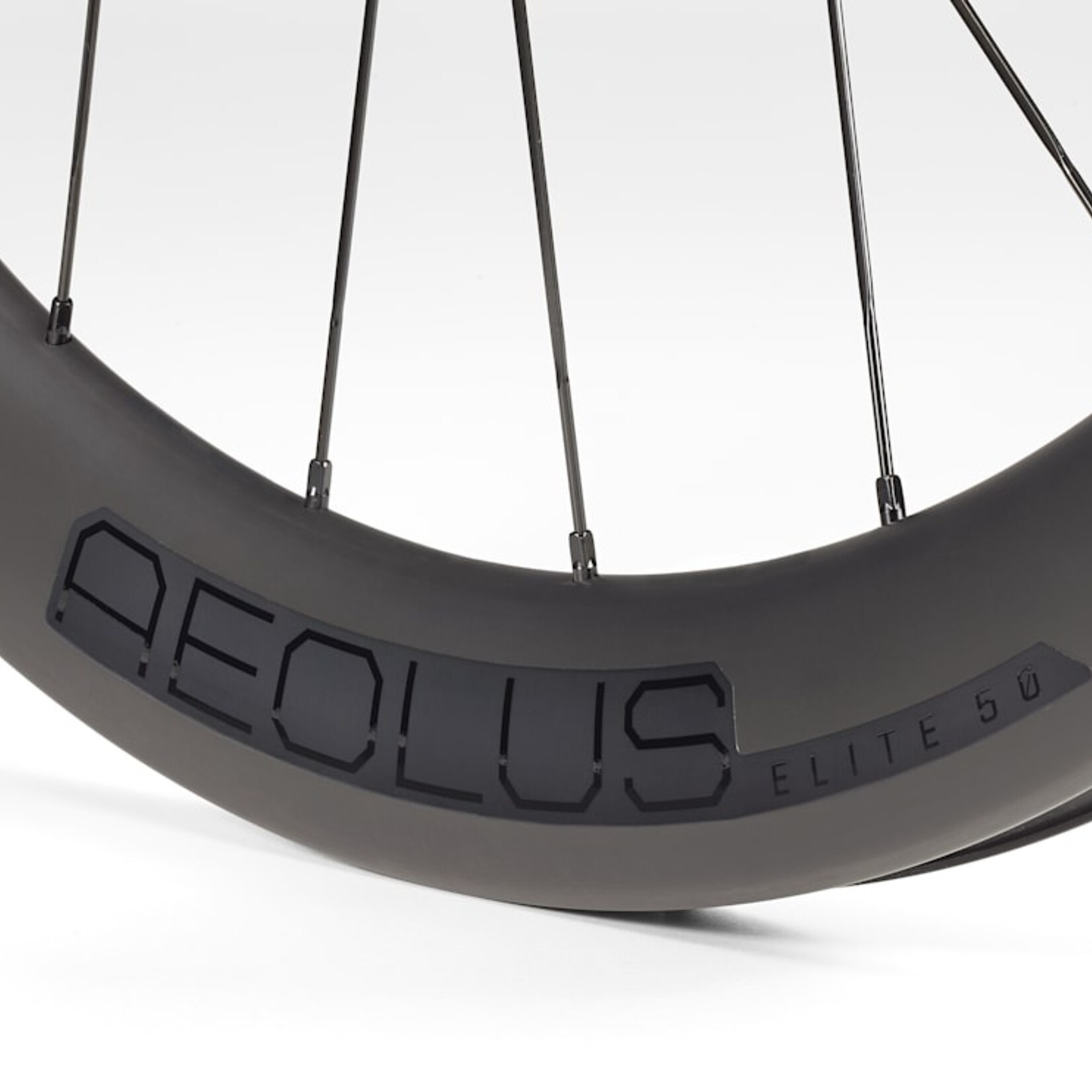 BONTRAGER Bontrager Aeolus Elite 50 TLR 700c Front Wheel, 12x100mm, Centerlock, 24h