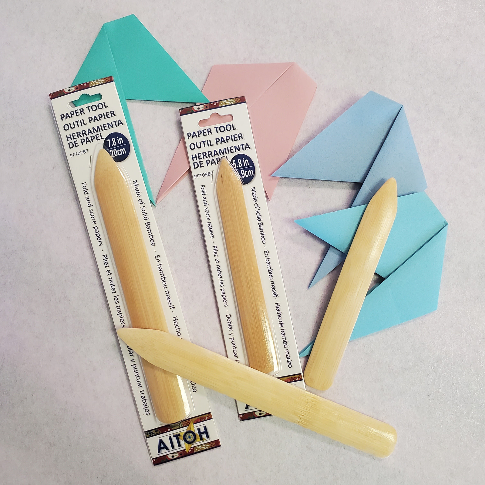 Aitoh Bamboo Paper Folding Tool Large 7/8" x 7-7/8"