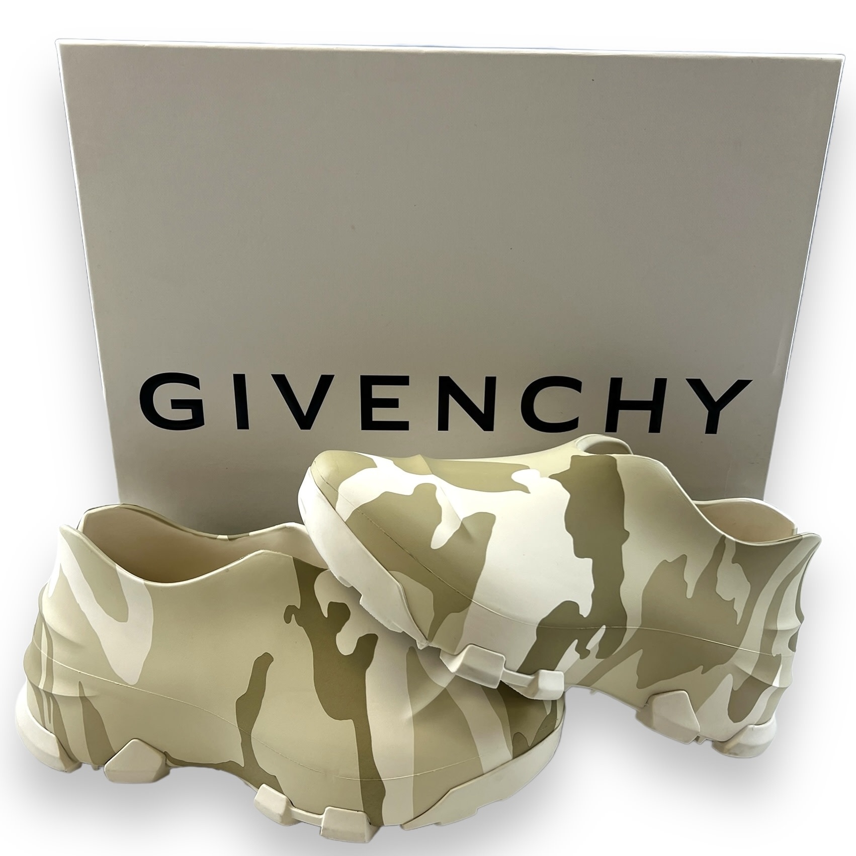 Givenchy Beige Camo Monumental Mallow Sneakers Size 42 (US9 