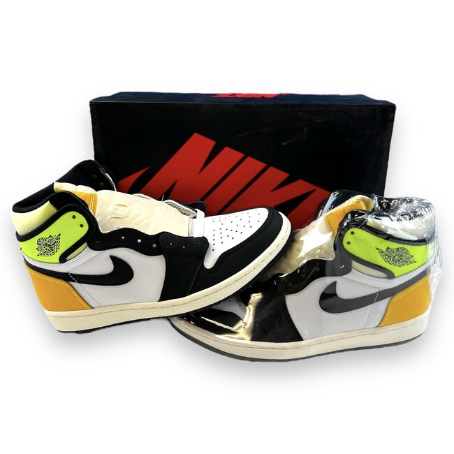 Jordan Brand Jordan 1 Retro High White Black Volt University Gold