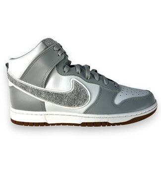 Nike Nike Dunk High University Chenille Swoosh Light Smoke Grey