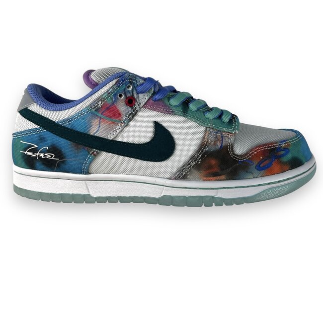 Nike Nike SB Dunk Low Futura Laboratories Bleached Aqua