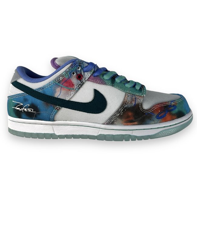 Nike Nike SB Dunk Low Futura Laboratories Bleached Aqua