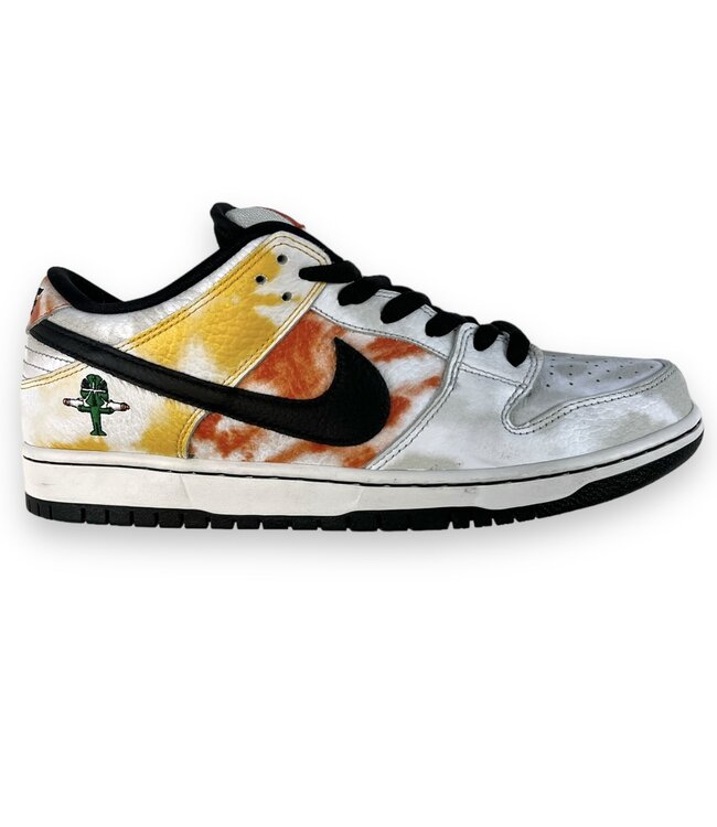 Nike SB Dunk Low Tie Dye Ray Gun White Size 10 Bring It Back LLC