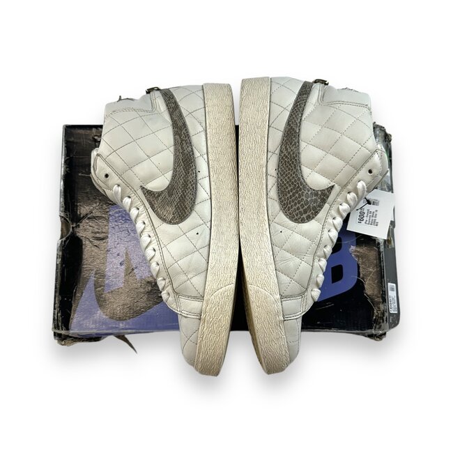 Supreme Supreme SB Blazer White (2006) Size 10