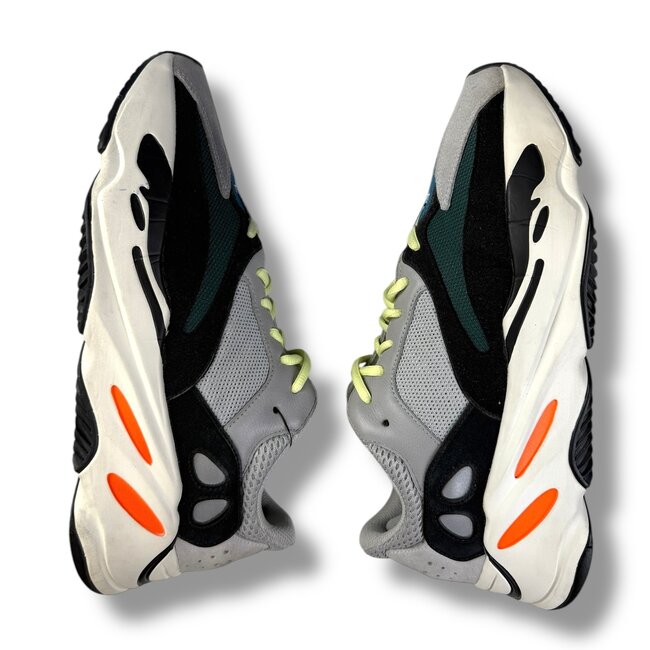 Yeezy Yeezy 700 Waverunner Size 11.5