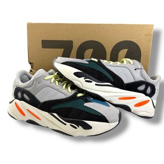 Yeezy Yeezy 700 Waverunner Size 11.5