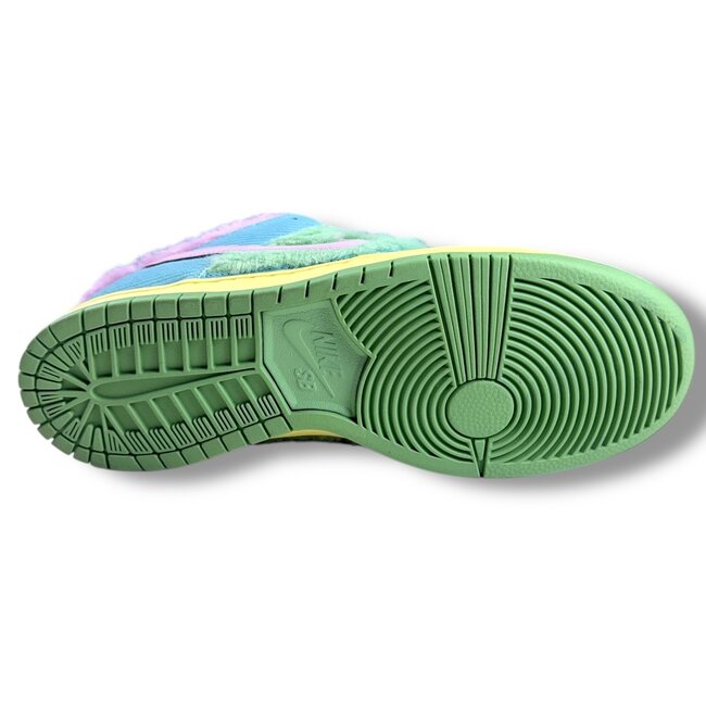 Nike Nike SB Dunk Low Verdy Visty