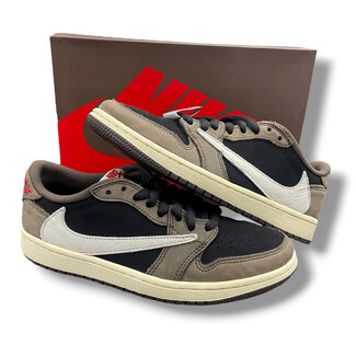 Travis Scott Jordan 1 Retro Low OG SP Mocha Travis Scott Size 7