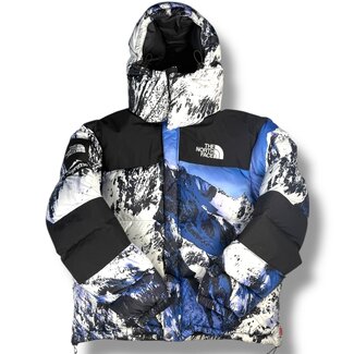 Supreme F/W17 Supreme x TNF Mountain Baltoro jacket Size Medium